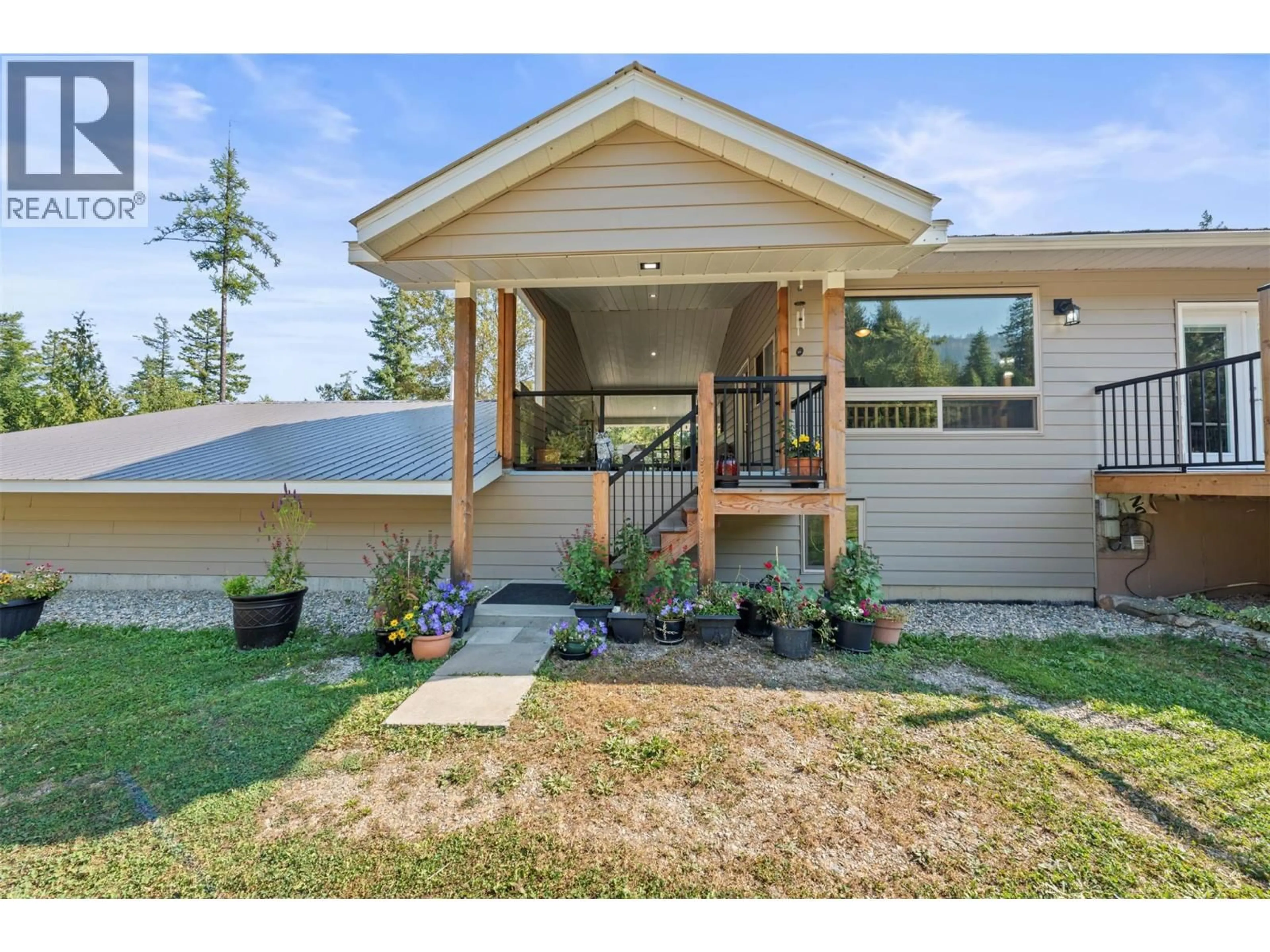 Home with vinyl exterior material, unknown for 2510 SAMUELSON ROAD, Sicamous British Columbia V0E2V5