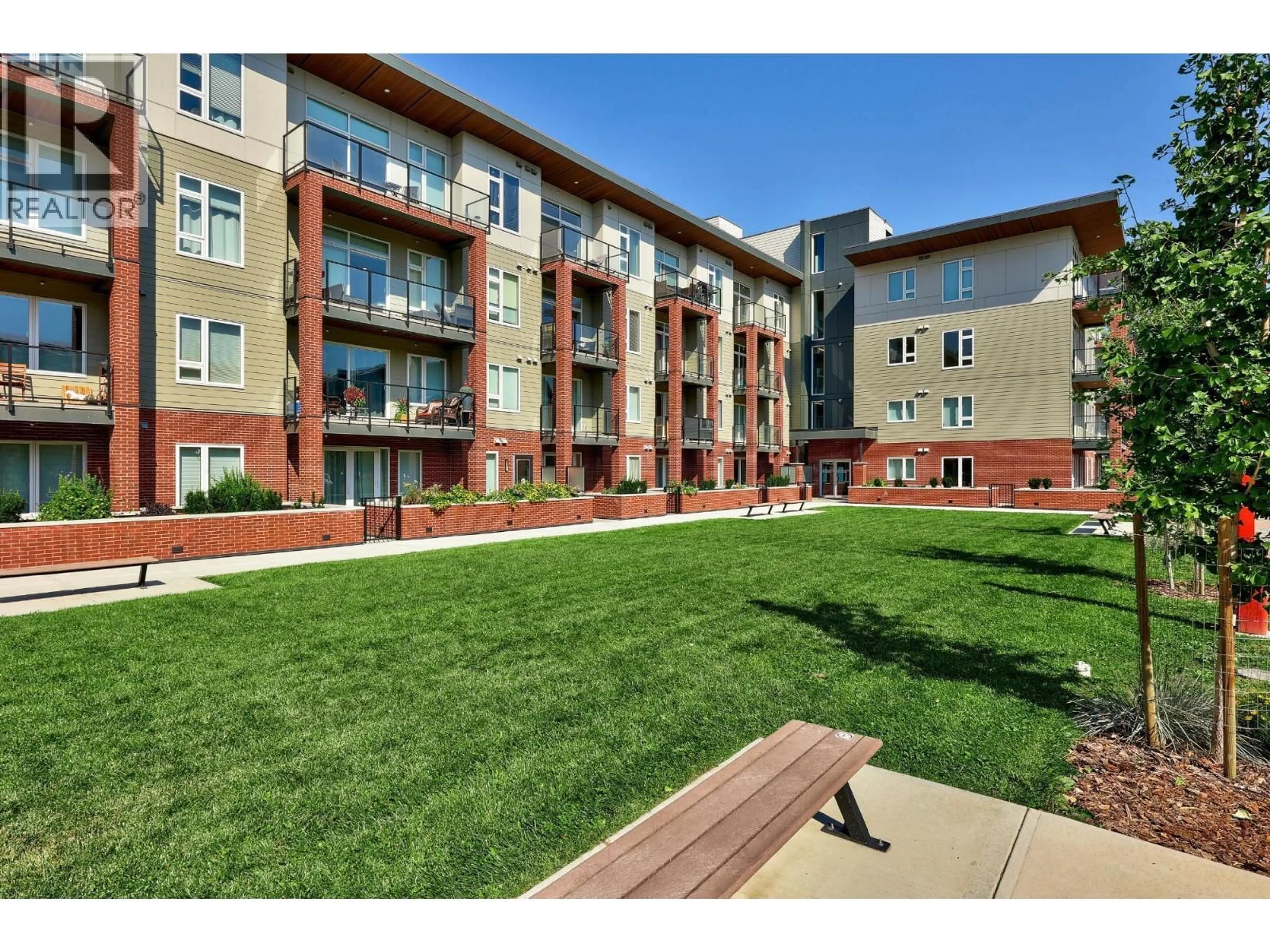 Patio, unknown for 306 - 885 UNIVERSITY DRIVE, Kamloops British Columbia V2C0K2