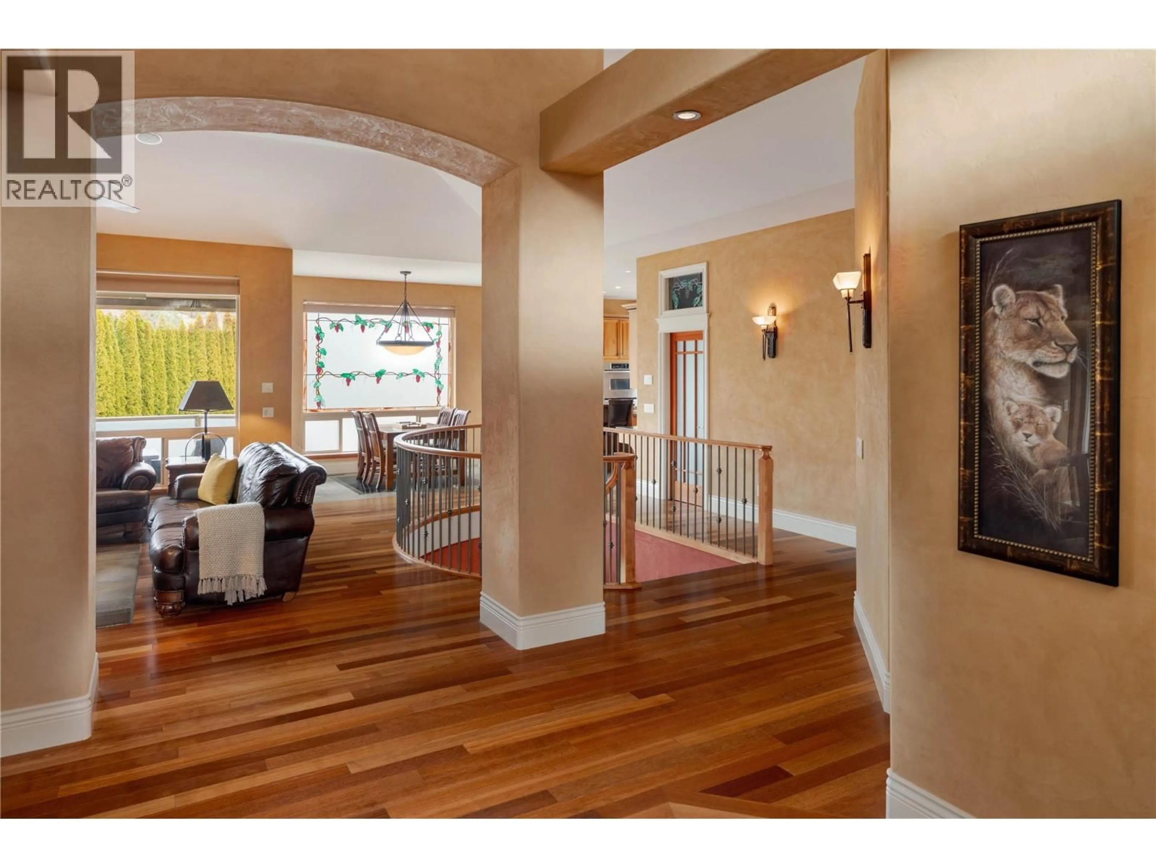 Indoor entryway for 43 - 2155 HORIZON DRIVE, West Kelowna British Columbia V1Z3Z9