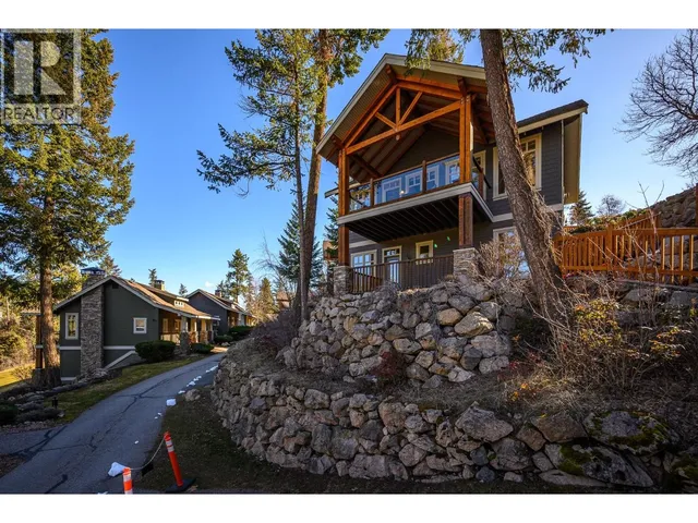 14 - 251 PREDATOR RIDGE DRIVE, Vernon 4