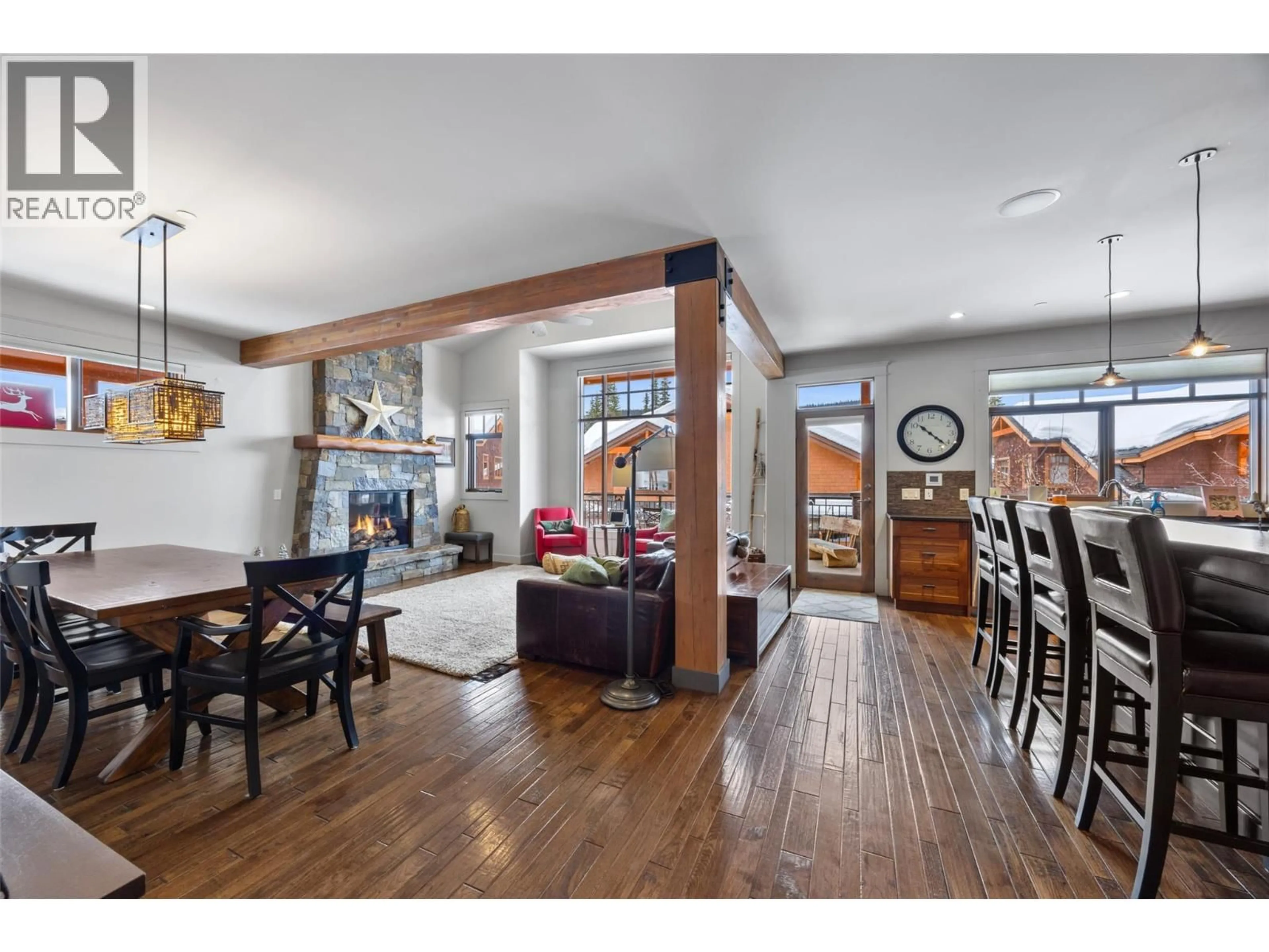 Open concept kitchen, wood/laminate floor for 16 - 5040 VALLEY DRIVE, Sun Peaks British Columbia V0E5N0