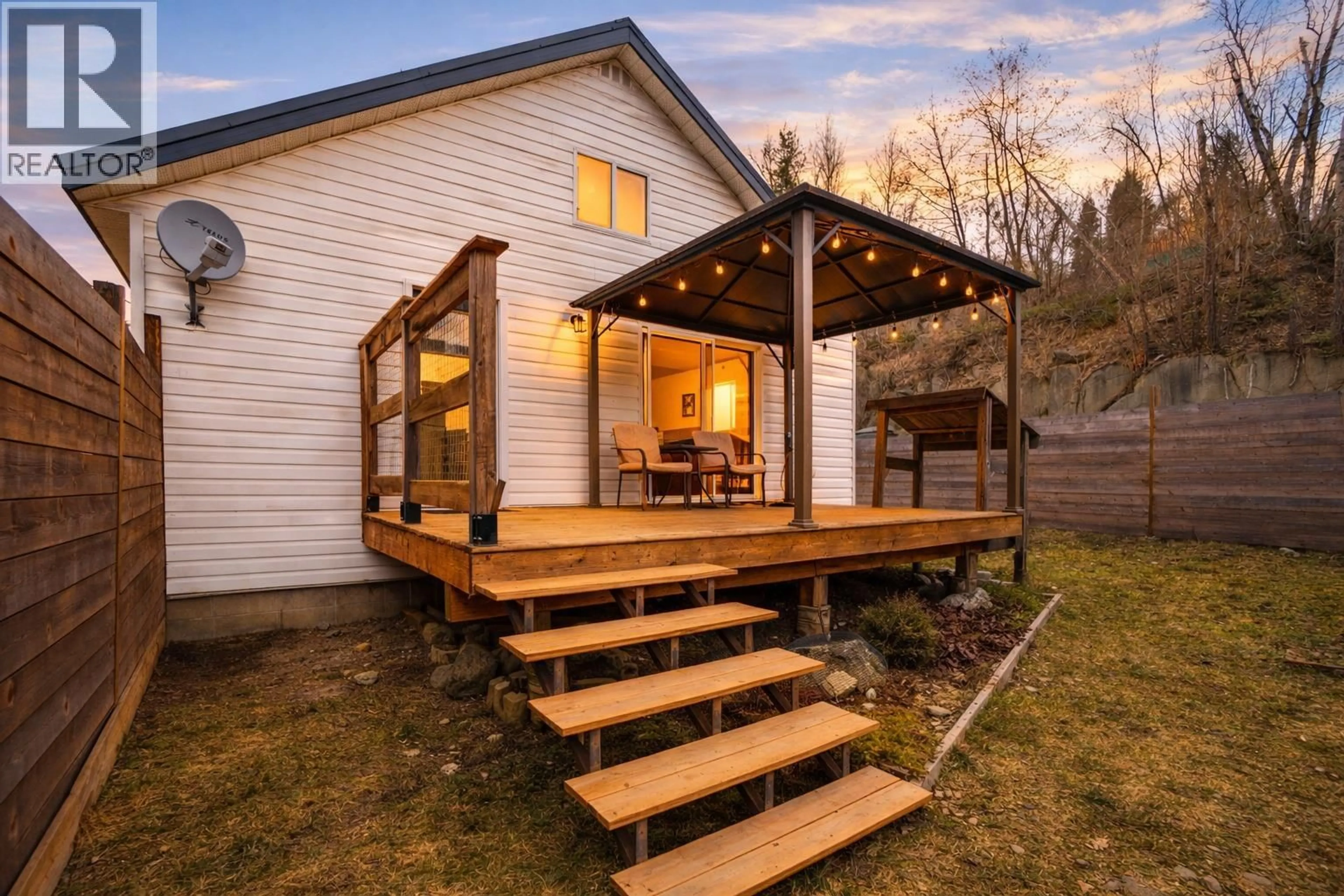 Patio, unknown for 1705 PERRIER ROAD, Nelson British Columbia V1L6Y8