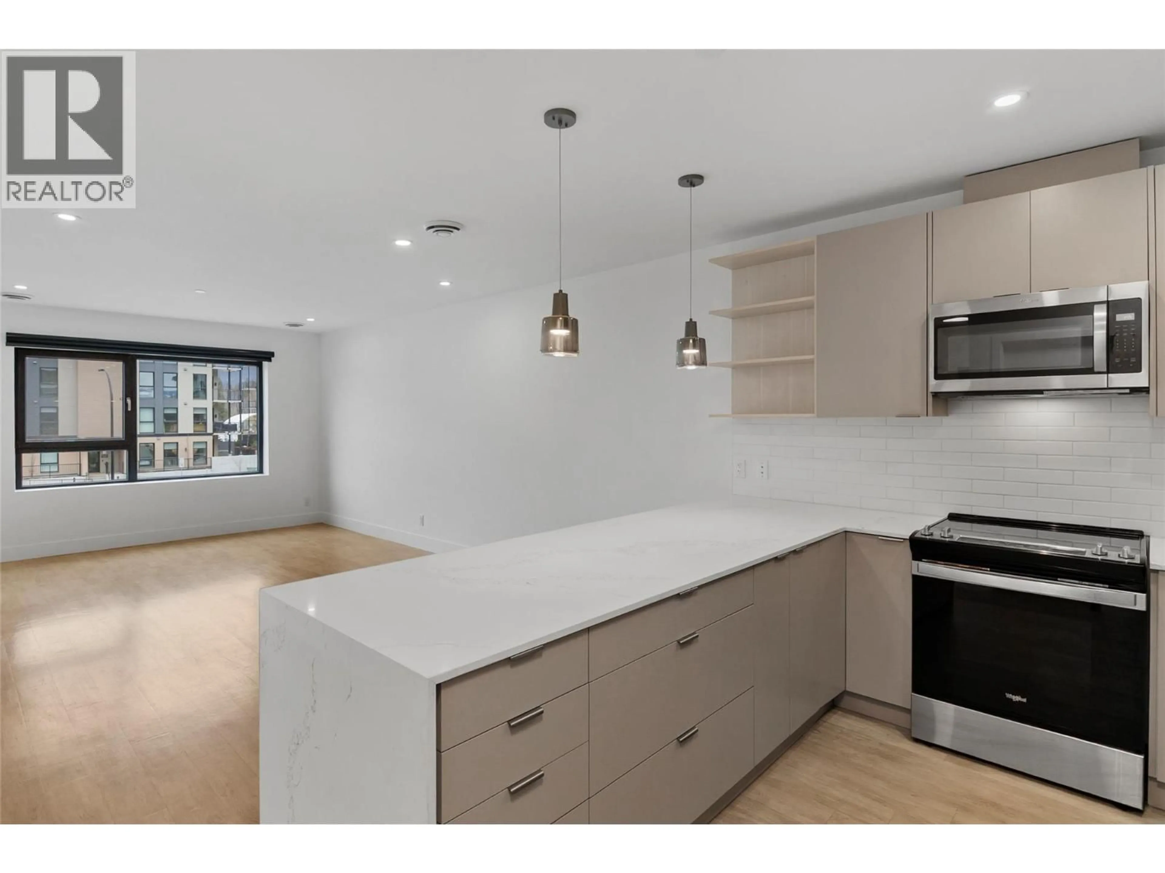 Open concept kitchen, unknown for 2204 - 1701 COURSIER AVENUE, Revelstoke British Columbia V0E2S3