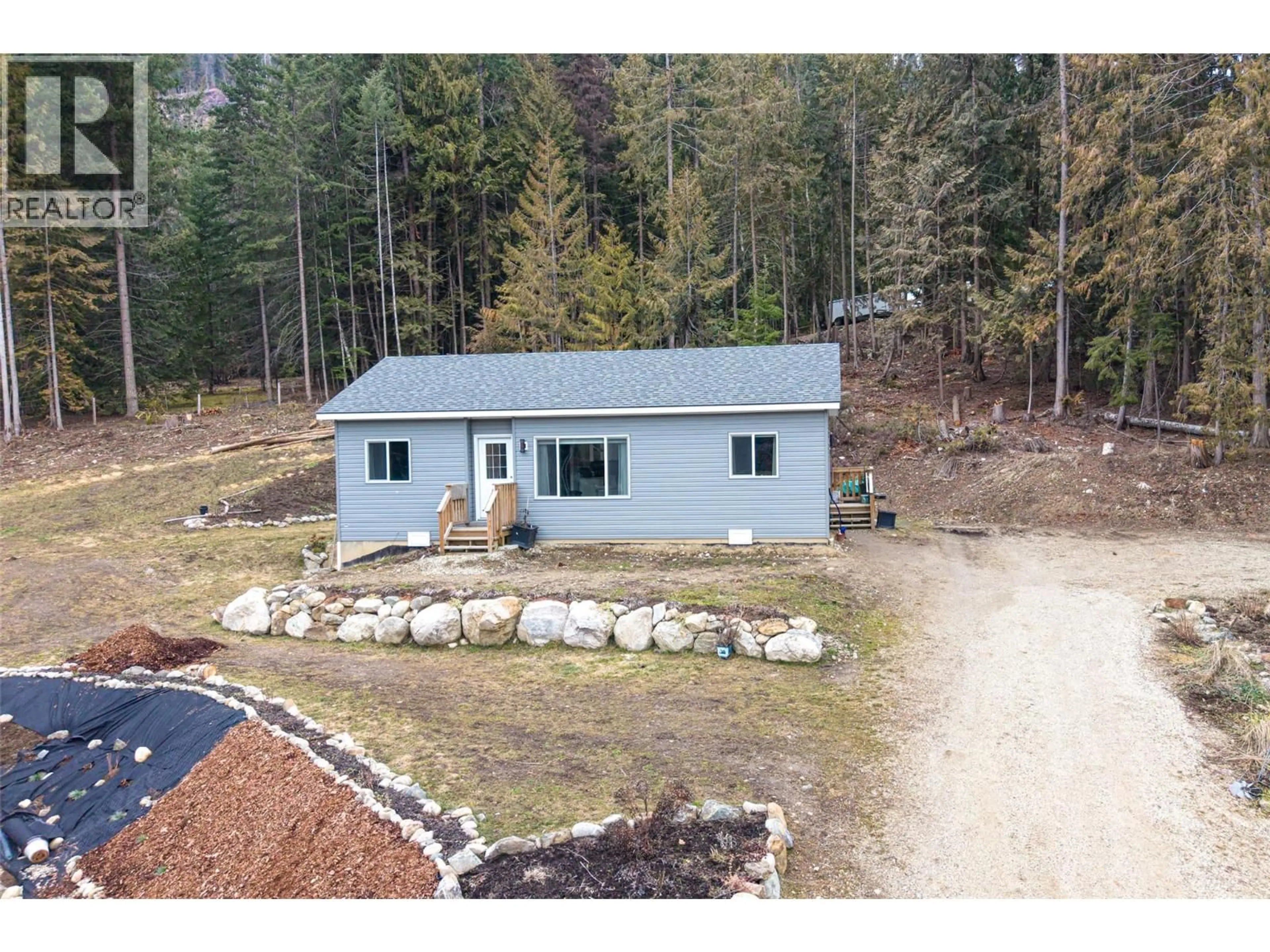 A pic from outside/outdoor area/front of a property/back of a property/a pic from drone, unknown for 2655 COWAN ROAD, Sicamous British Columbia V0E2V0