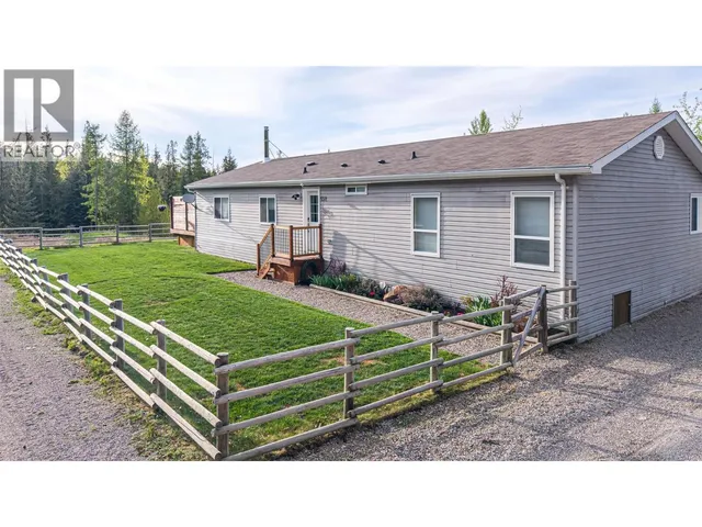 650 BLUENOSE ROAD, Vernon 2