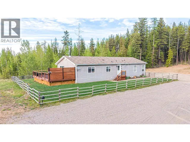650 BLUENOSE ROAD, Vernon 4