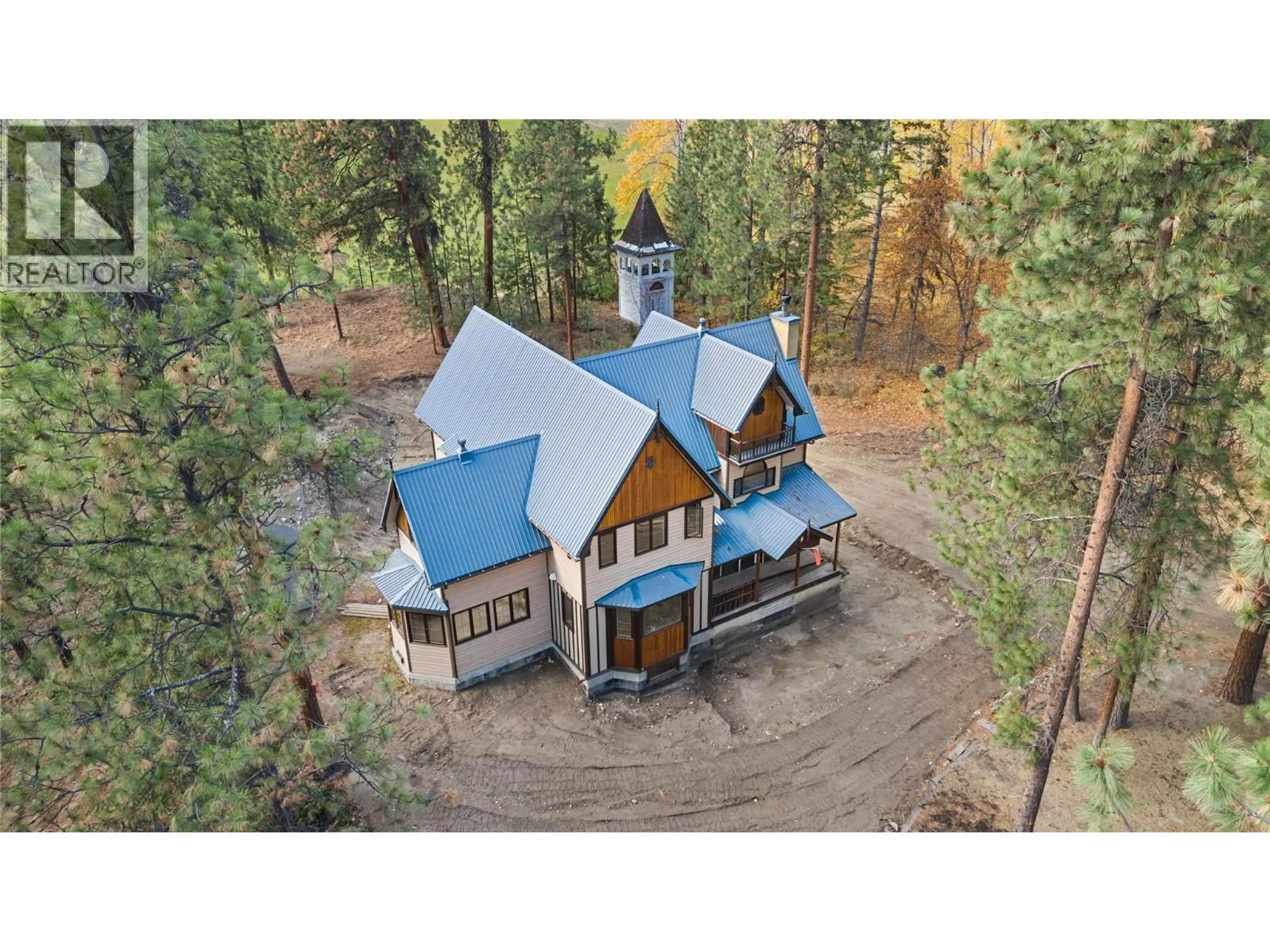 A pic from outside/outdoor area/front of a property/back of a property/a pic from drone, unknown for 4670 STEWART ROAD EAST, Kelowna British Columbia V1W4C1