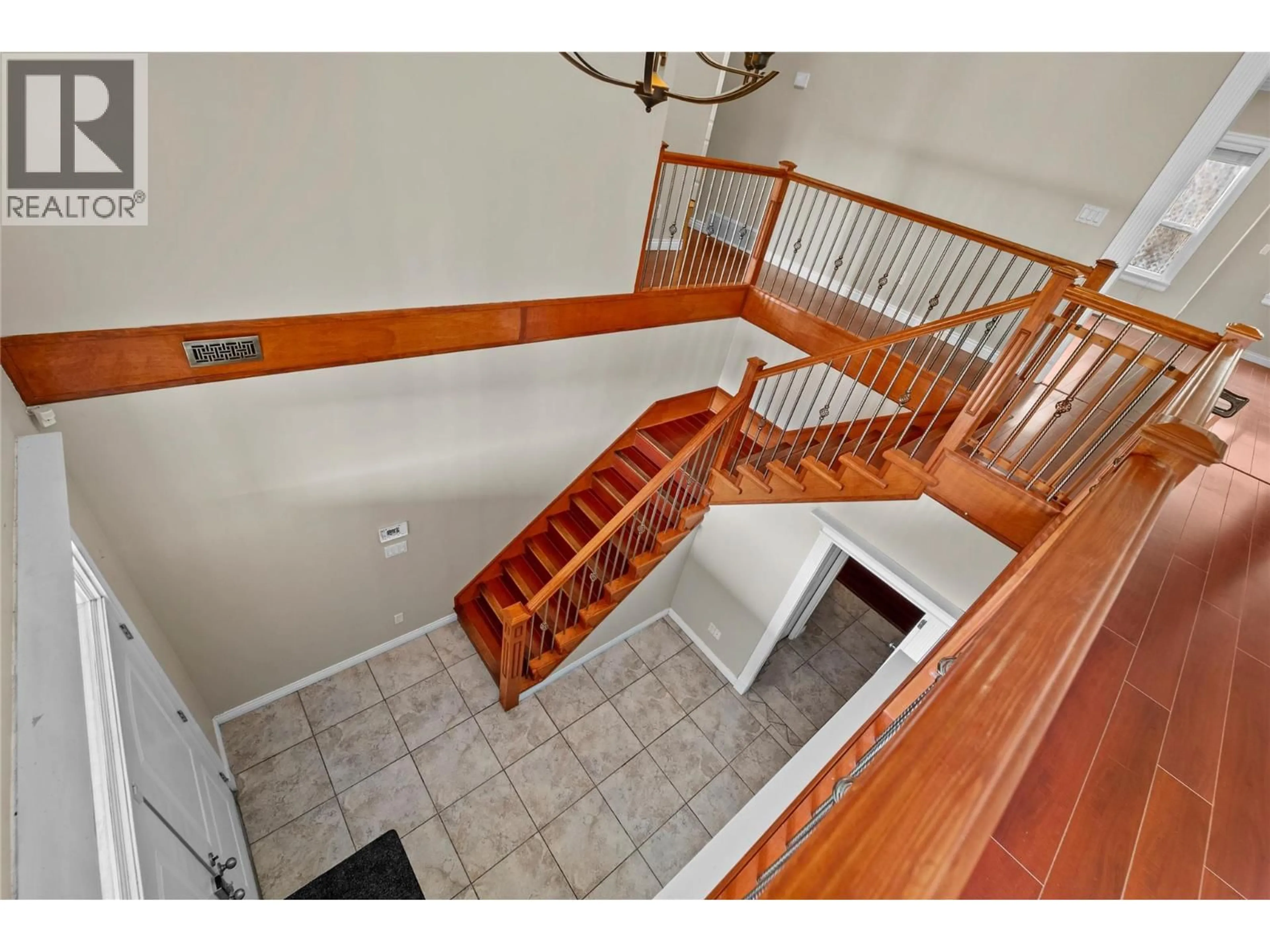 Stairs for 2709 GRANDVIEW HEIGHTS ROAD, Merritt British Columbia V1k0B1