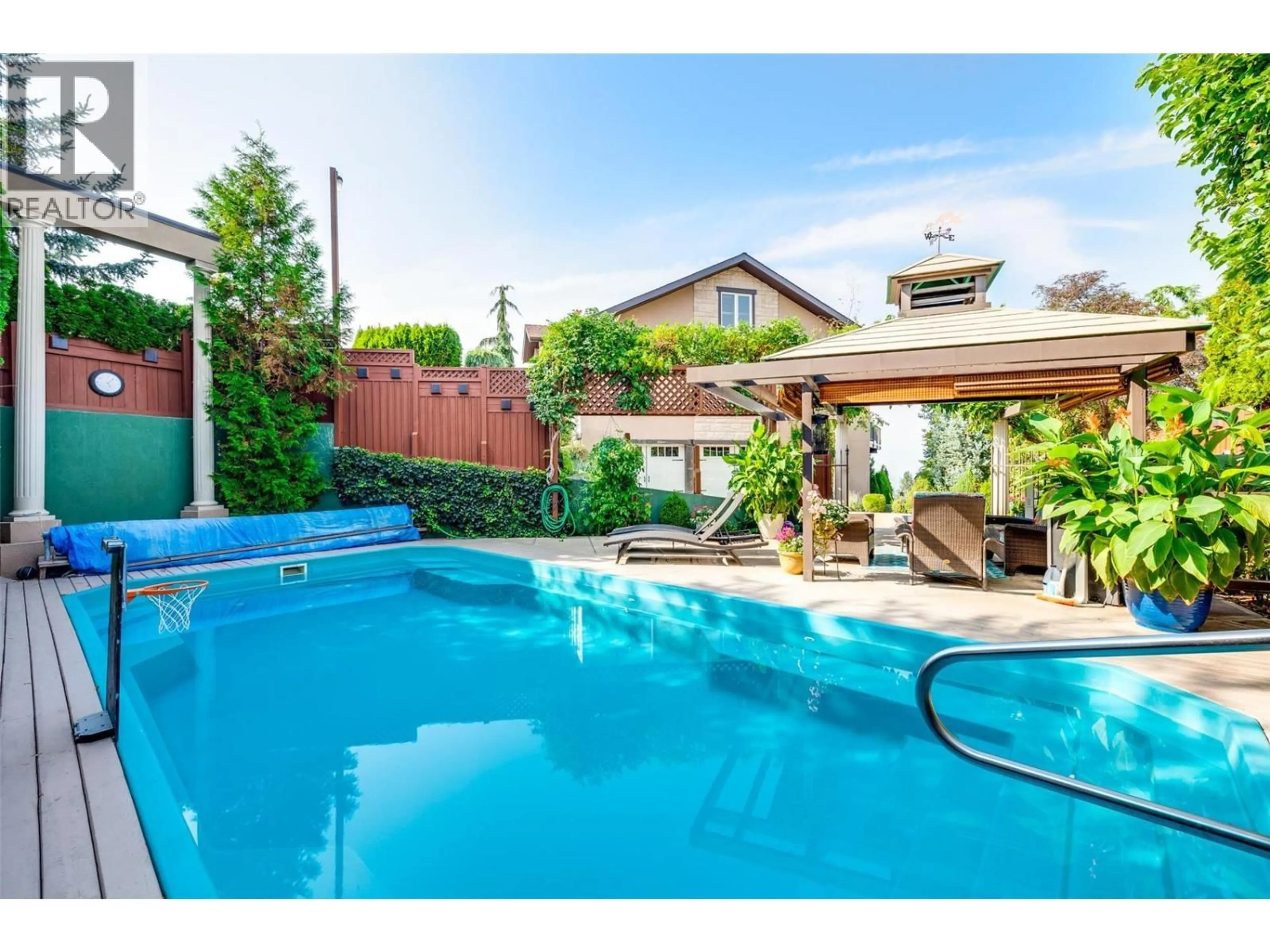 Pool for 375 TRUMPETER COURT, Kelowna British Columbia V1W5J4