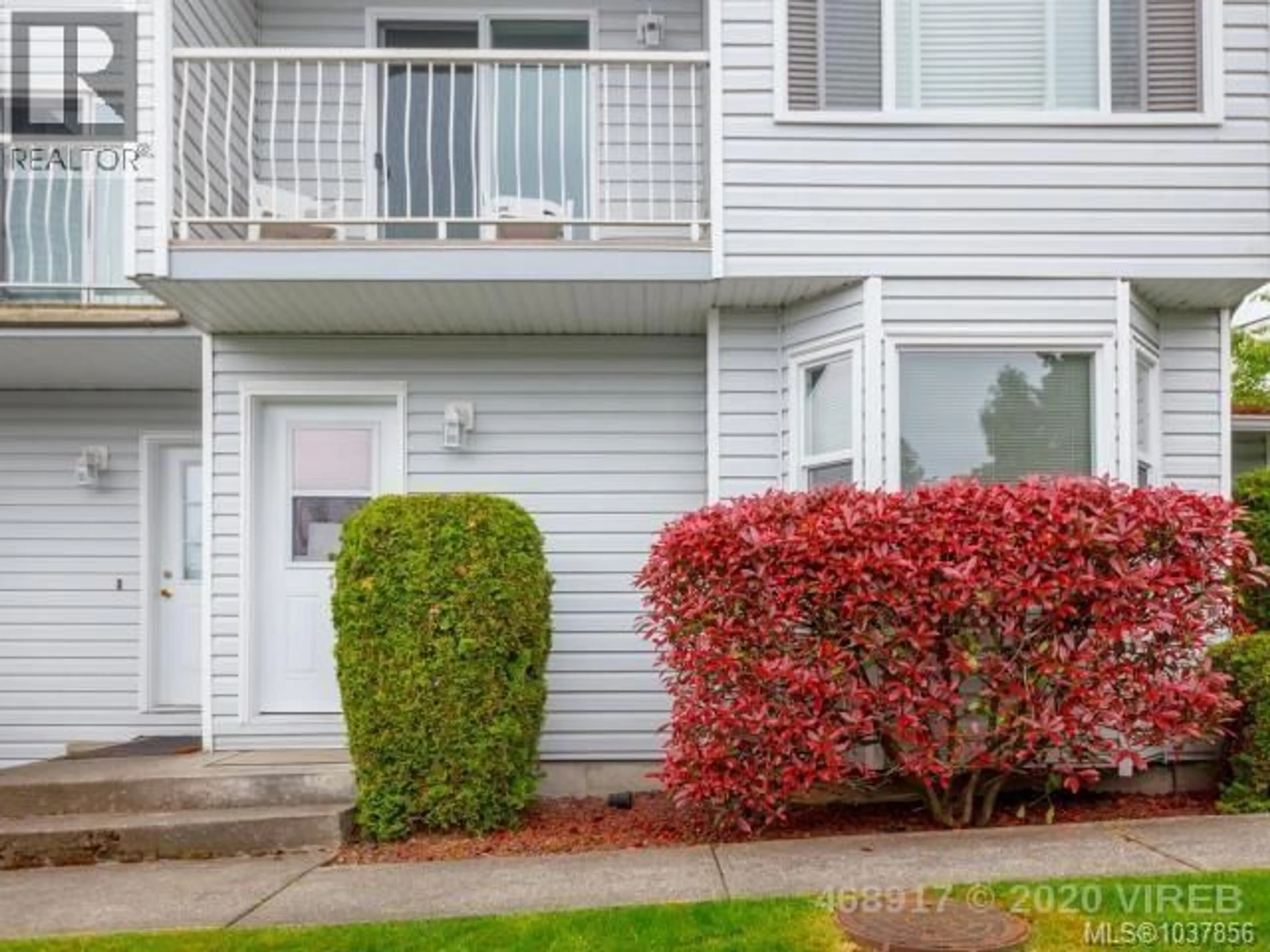 Home with vinyl exterior material, street for 1 - 274 HARWELL ROAD, Nanaimo British Columbia V9R6V1