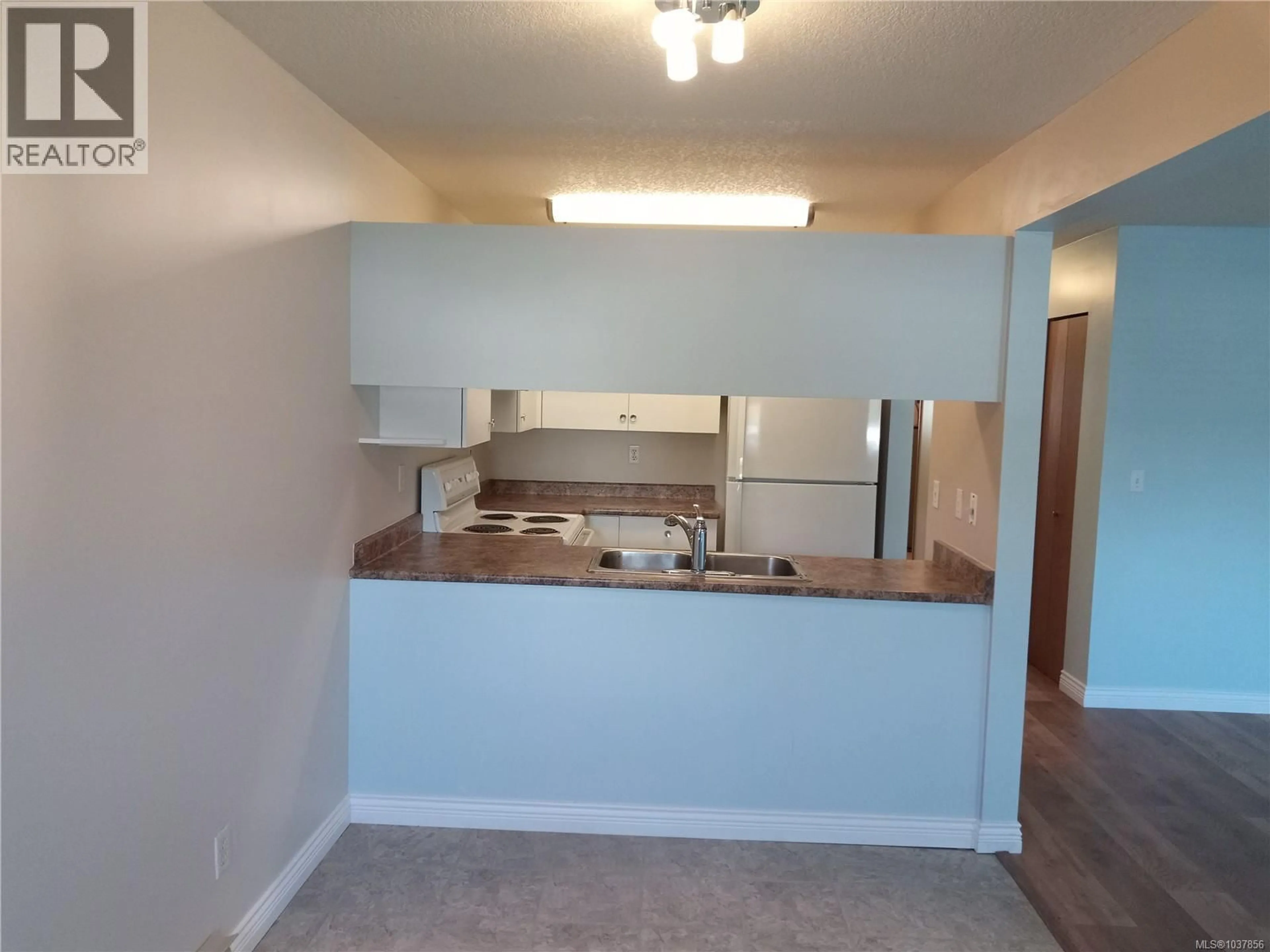 Standard kitchen, unknown for 1 - 274 HARWELL ROAD, Nanaimo British Columbia V9R6V1