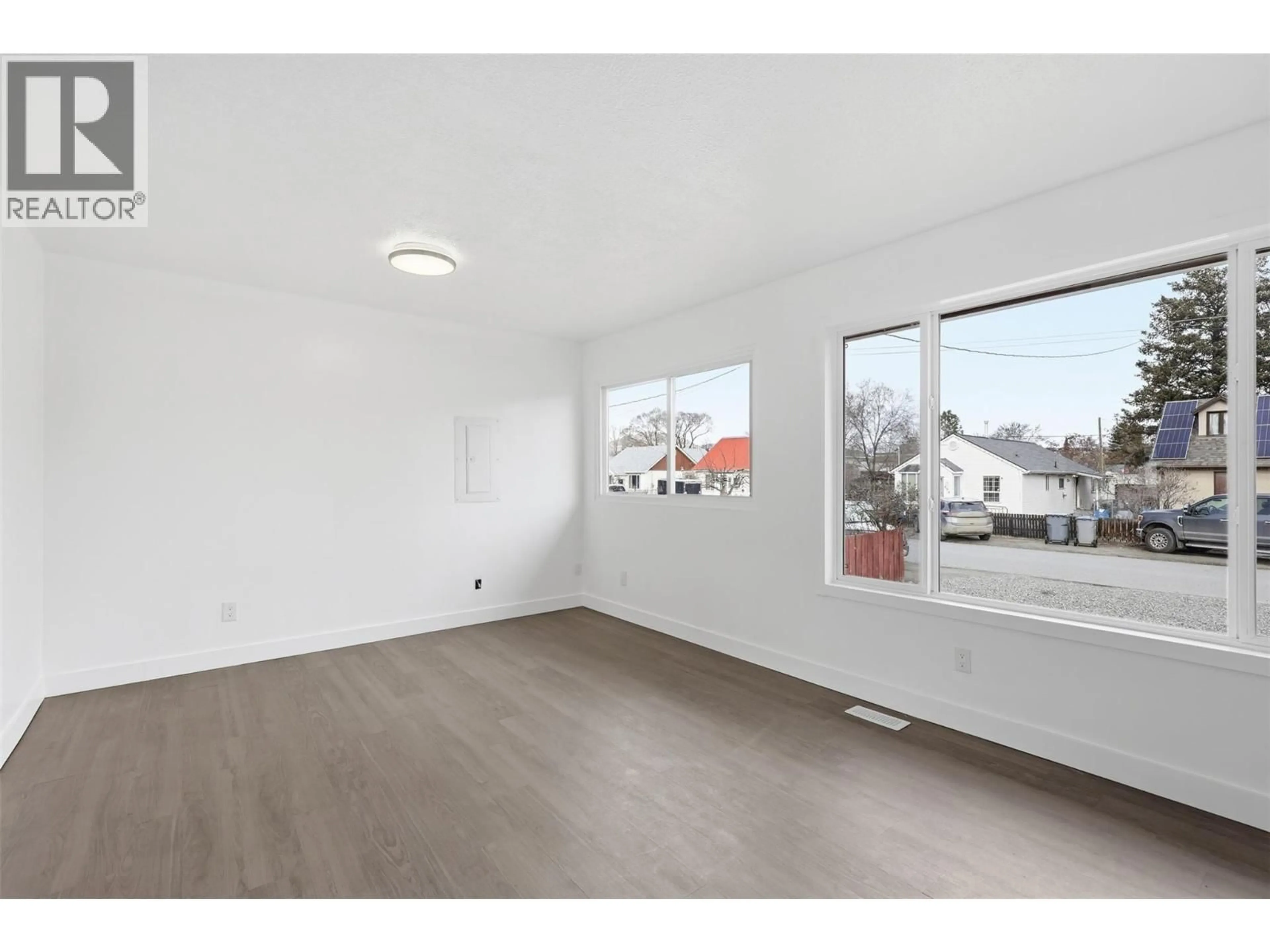 A pic of a room for 421/423 ALEXANDER AVENUE, Kamloops British Columbia V2B3R4