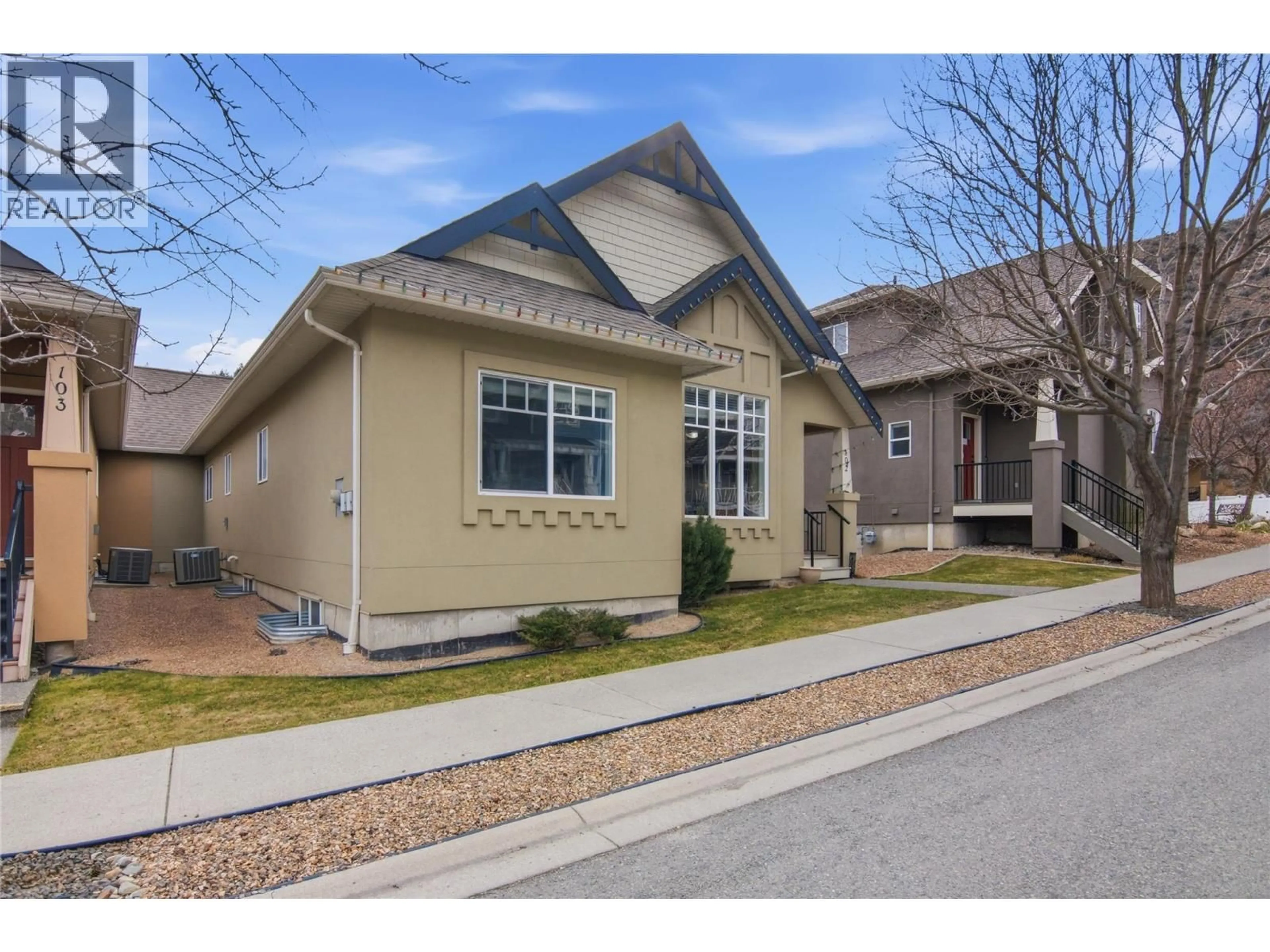Home with vinyl exterior material, street for 102 - 2920 VALLEYVIEW DRIVE, Kamloops British Columbia V2C0A8