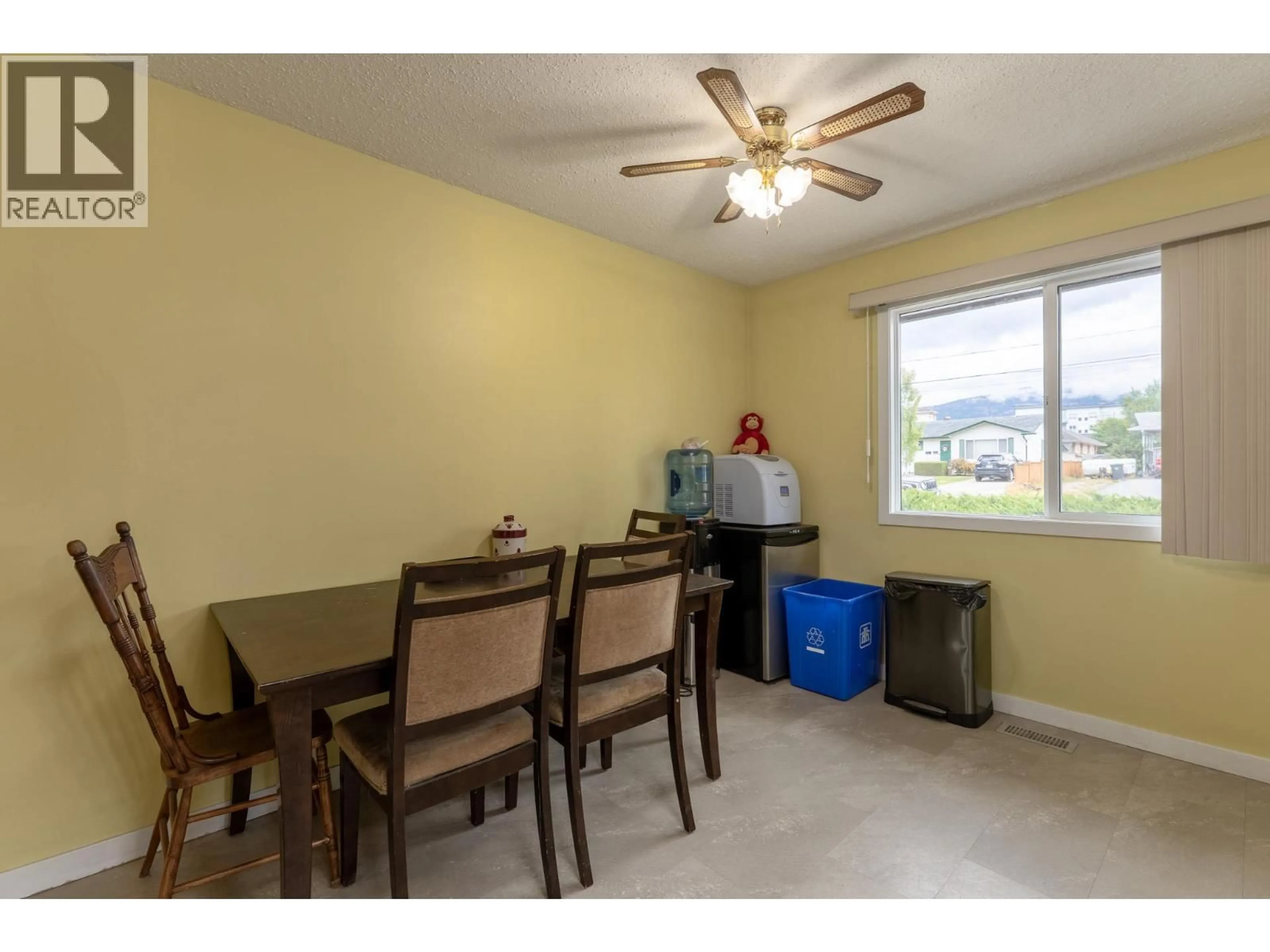 A pic of a room for 192 BARBER ROAD, Kelowna British Columbia V1X3V4