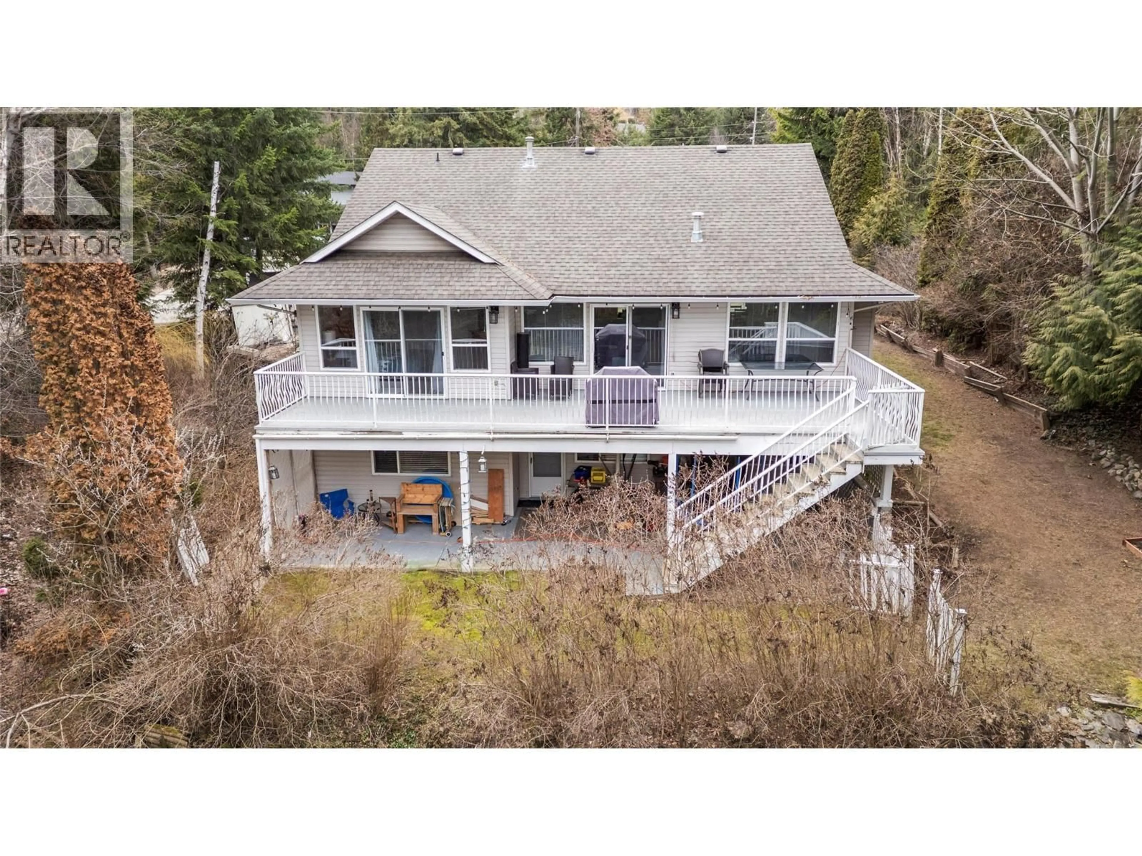 A pic from outside/outdoor area/front of a property/back of a property/a pic from drone, water/lake/river/ocean view for 2363 PLEASANT DALE ROAD, Blind Bay British Columbia V0E1H1