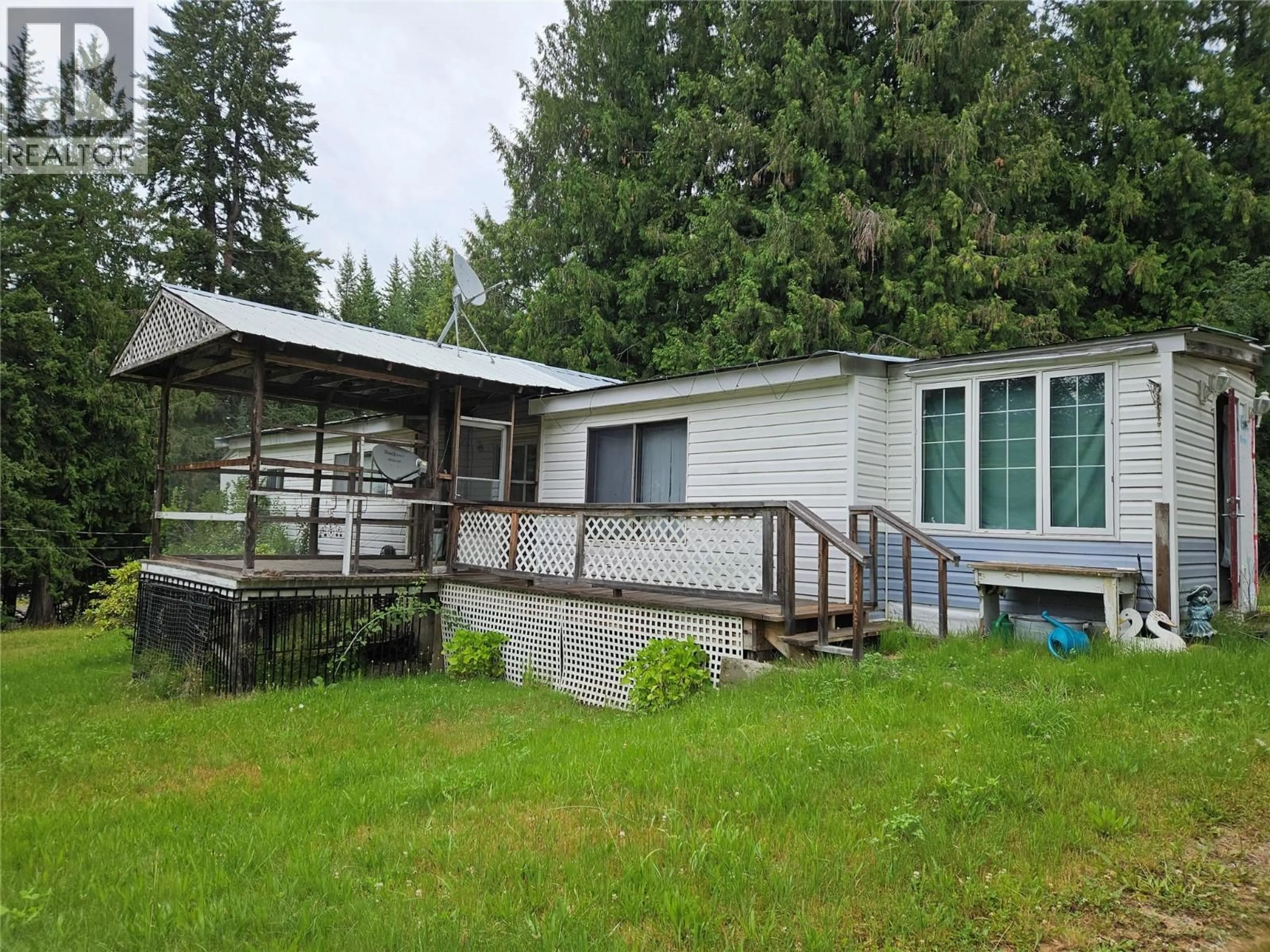 Unknown for 115 LOWER FAUQUIER ROAD, Fauquier British Columbia V0G1K0