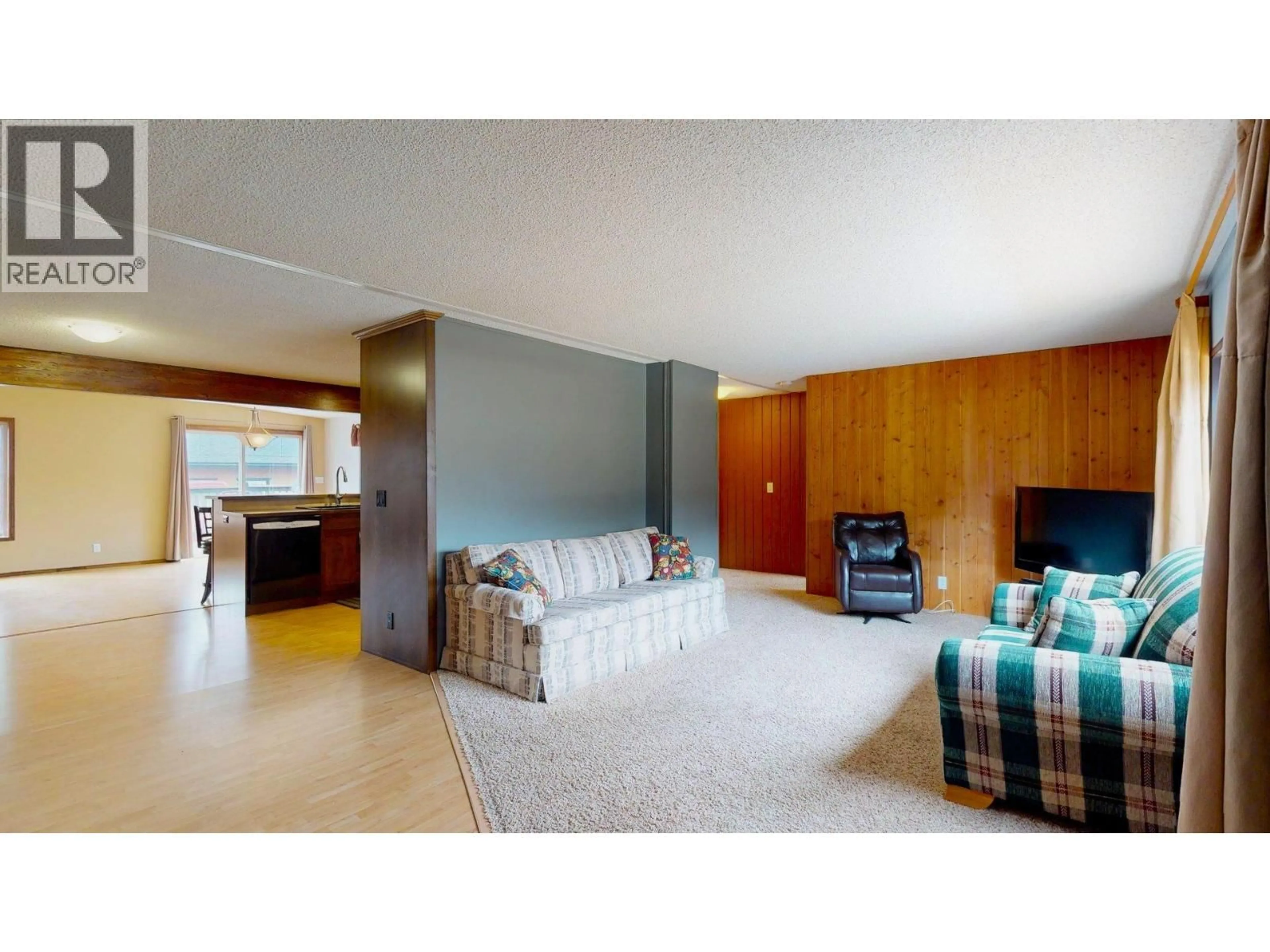 Living room with furniture, unknown for 4826 PURCELL AVENUE, Edgewater British Columbia V0A1E0