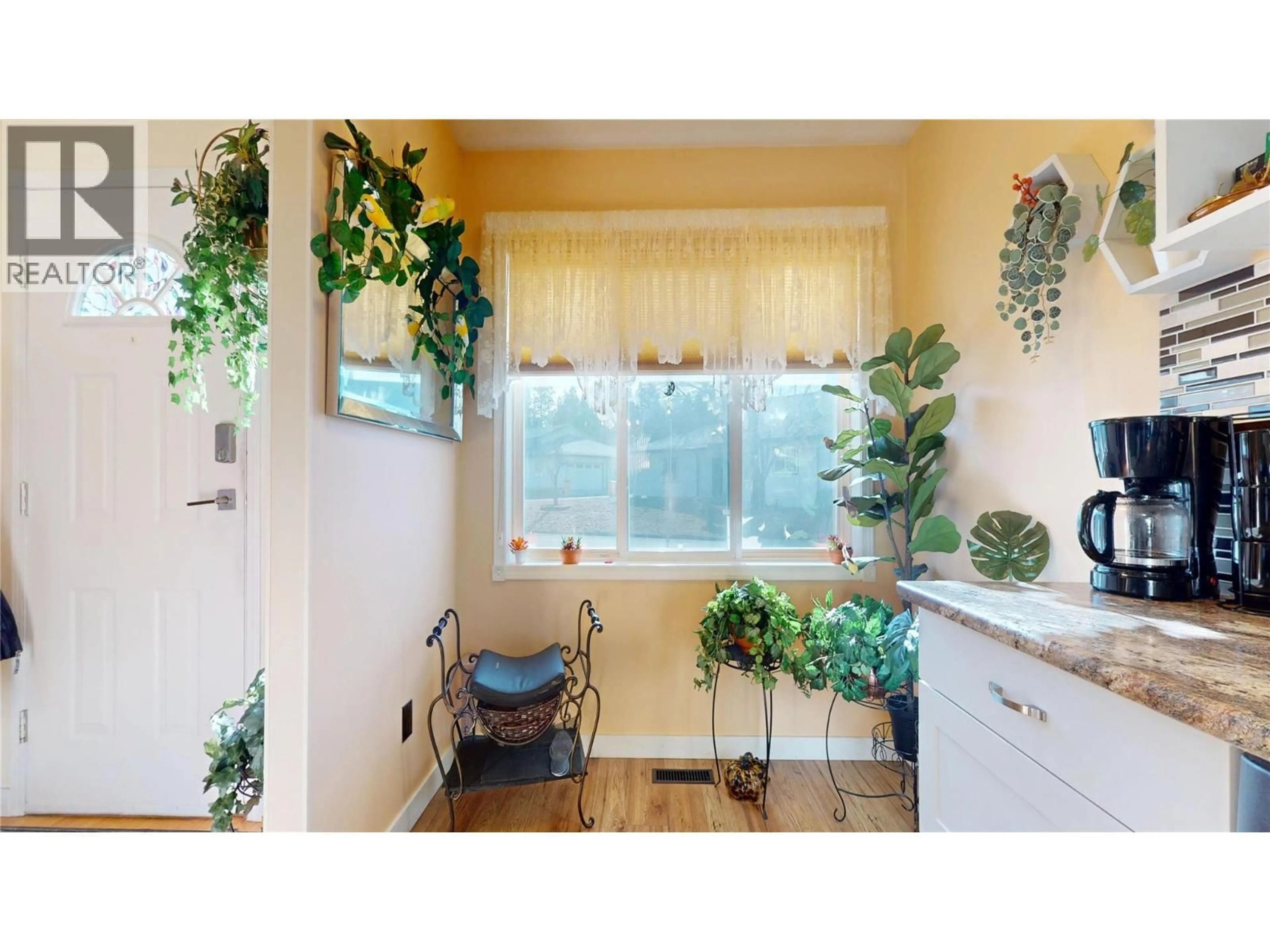 Laundry room for 27 - 2375 1ST STREET SOUTH, Cranbrook British Columbia V1C6J7