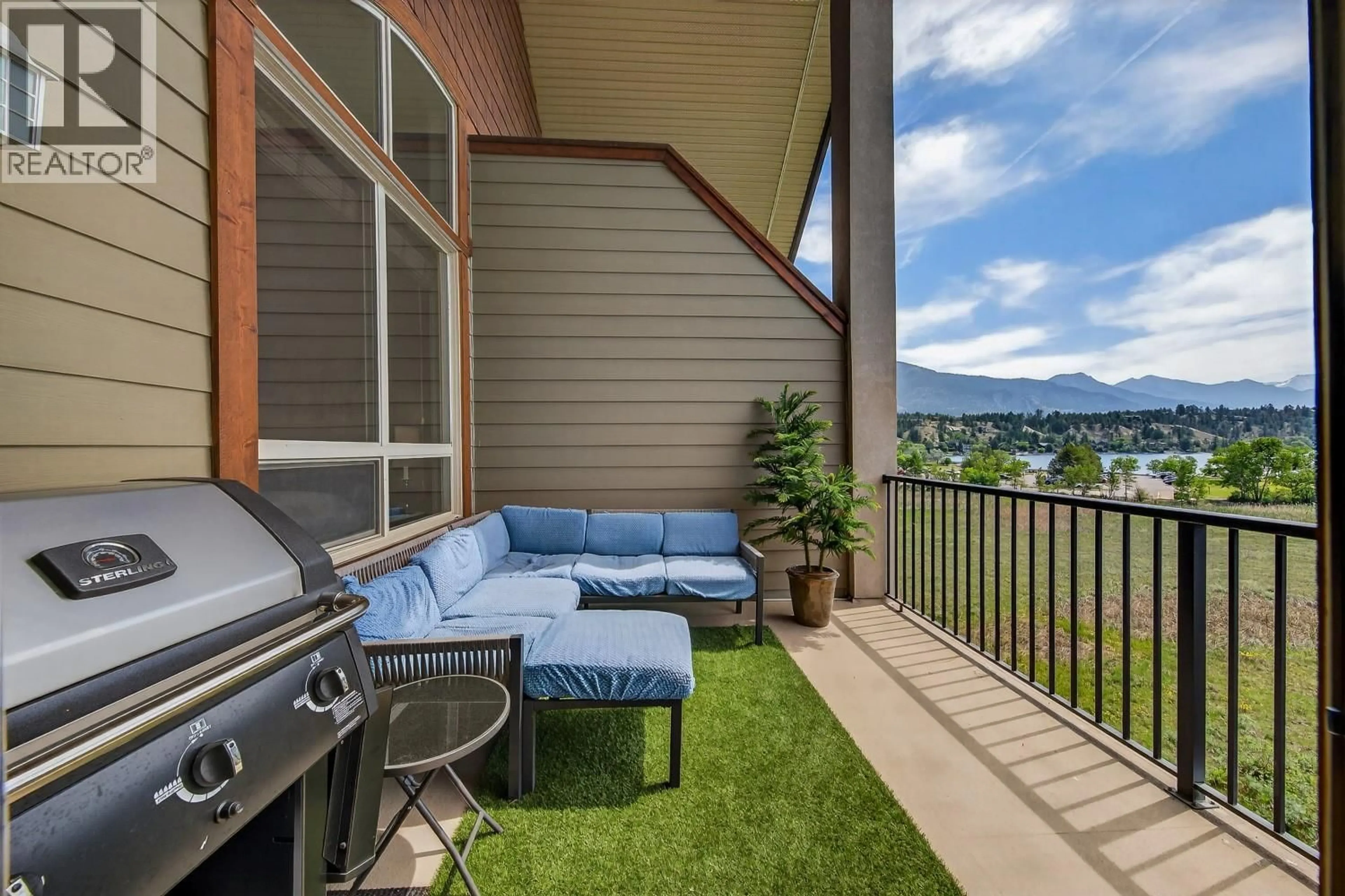 Patio, water/lake/river/ocean view for 1406 - 205 THIRD AVENUE, Invermere British Columbia V0A1K7