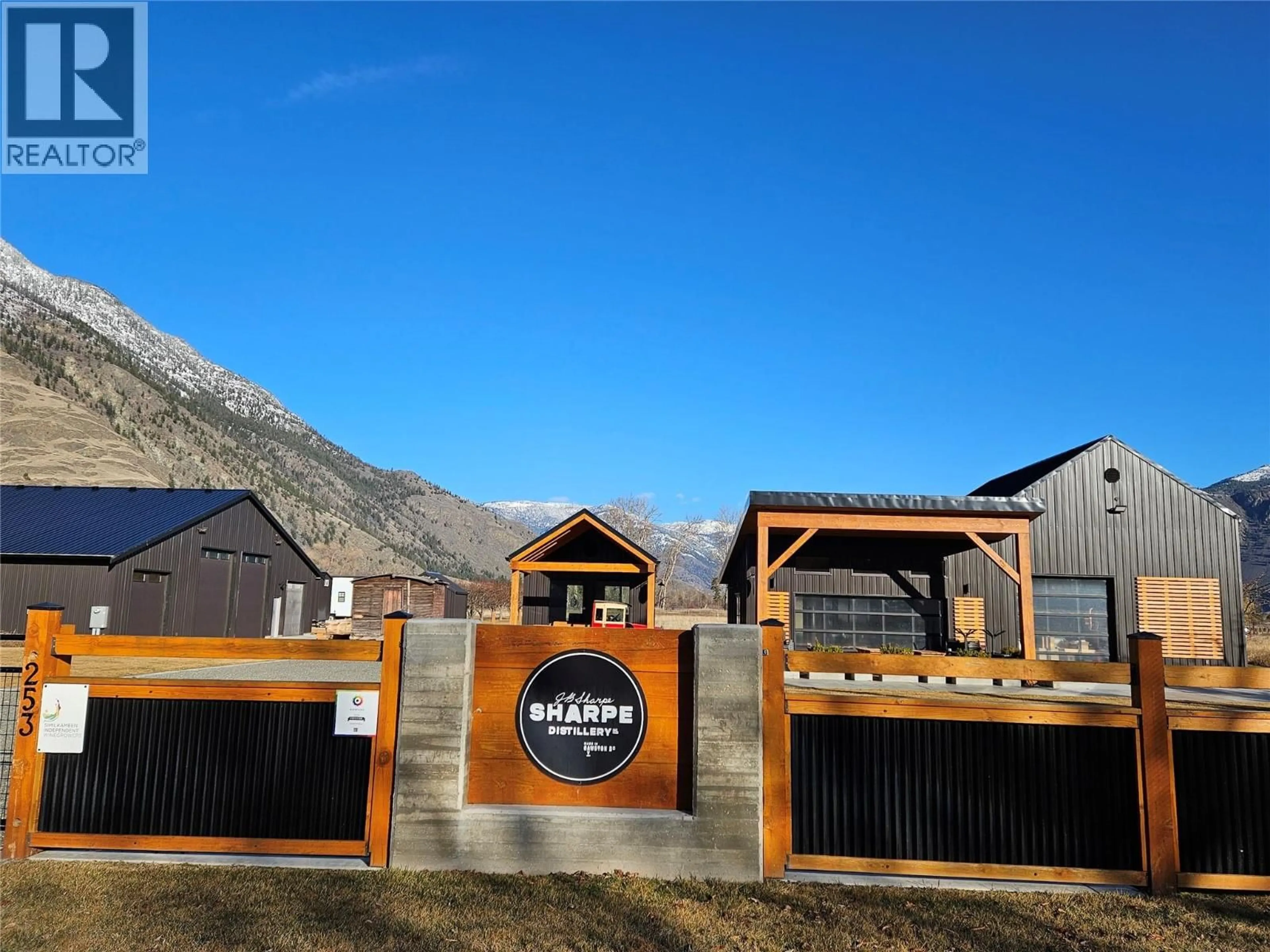 Unknown for 253 BEECROFT RIVER ROAD, Cawston British Columbia V0X1C1