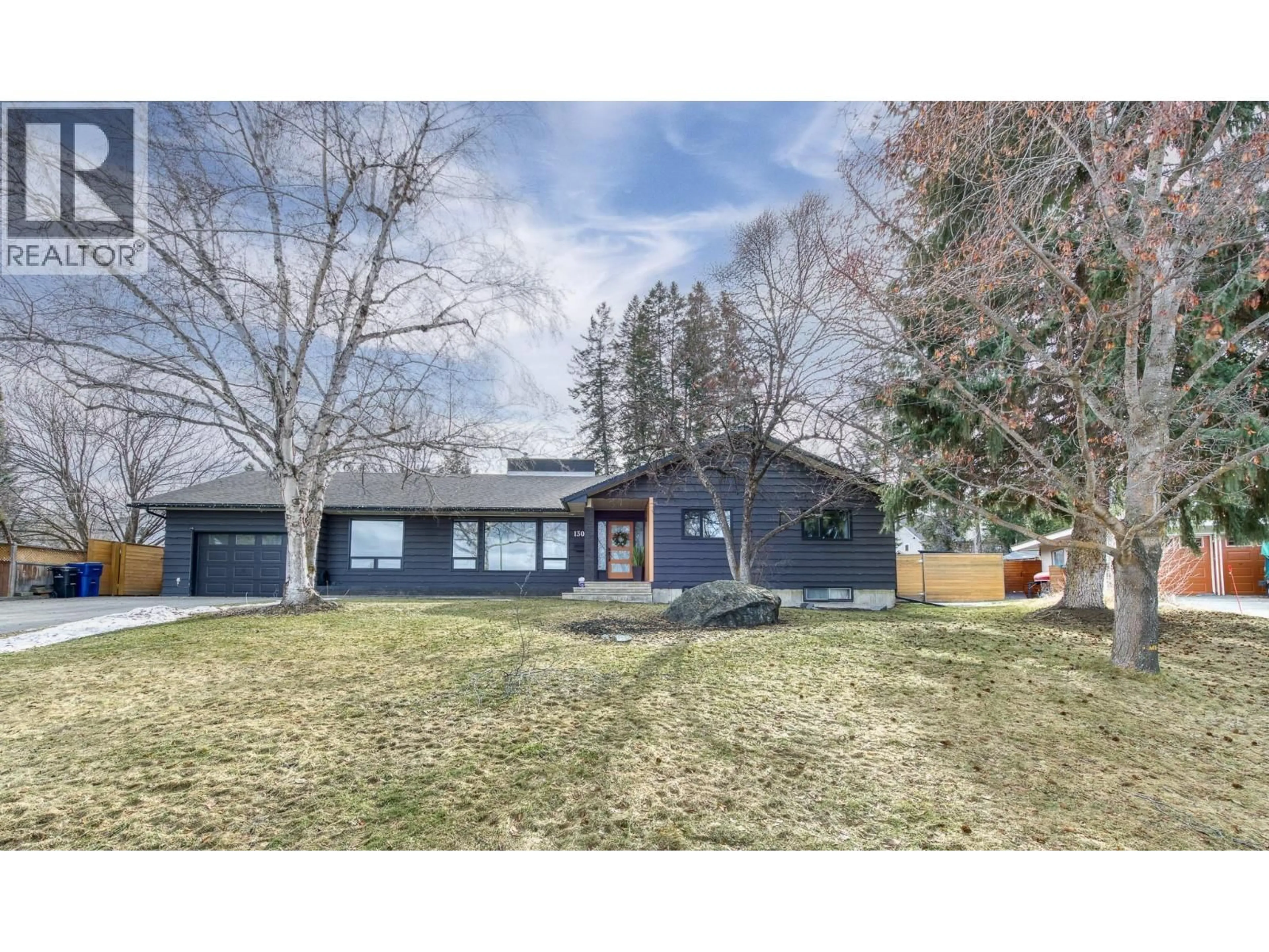 A pic from outside/outdoor area/front of a property/back of a property/a pic from drone, street for 1305 14TH STREET SOUTH, Cranbrook British Columbia V1C5E8