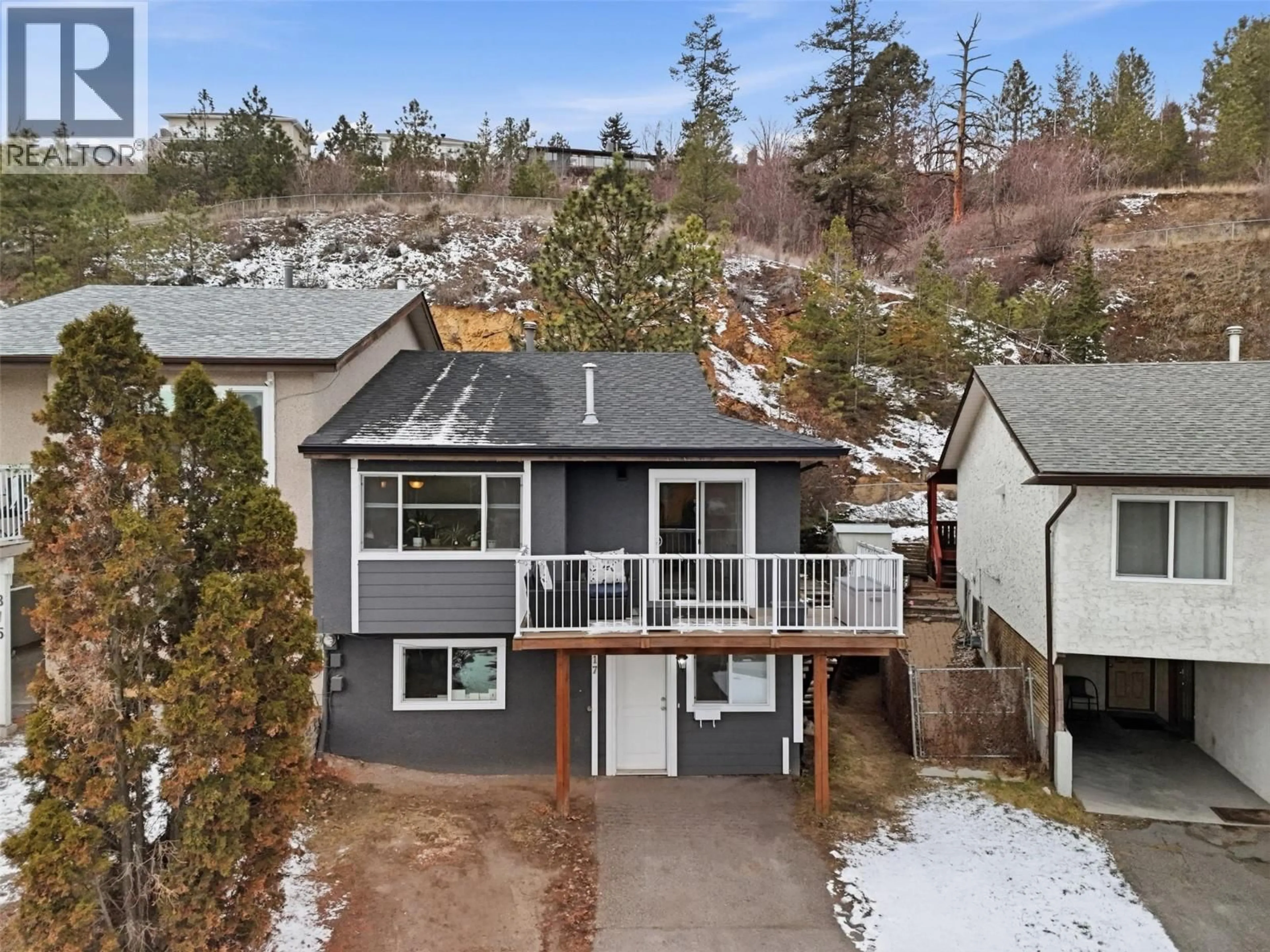 A pic from outside/outdoor area/front of a property/back of a property/a pic from drone, street for 317 WADDINGTON DRIVE, Kamloops British Columbia V2E1S3