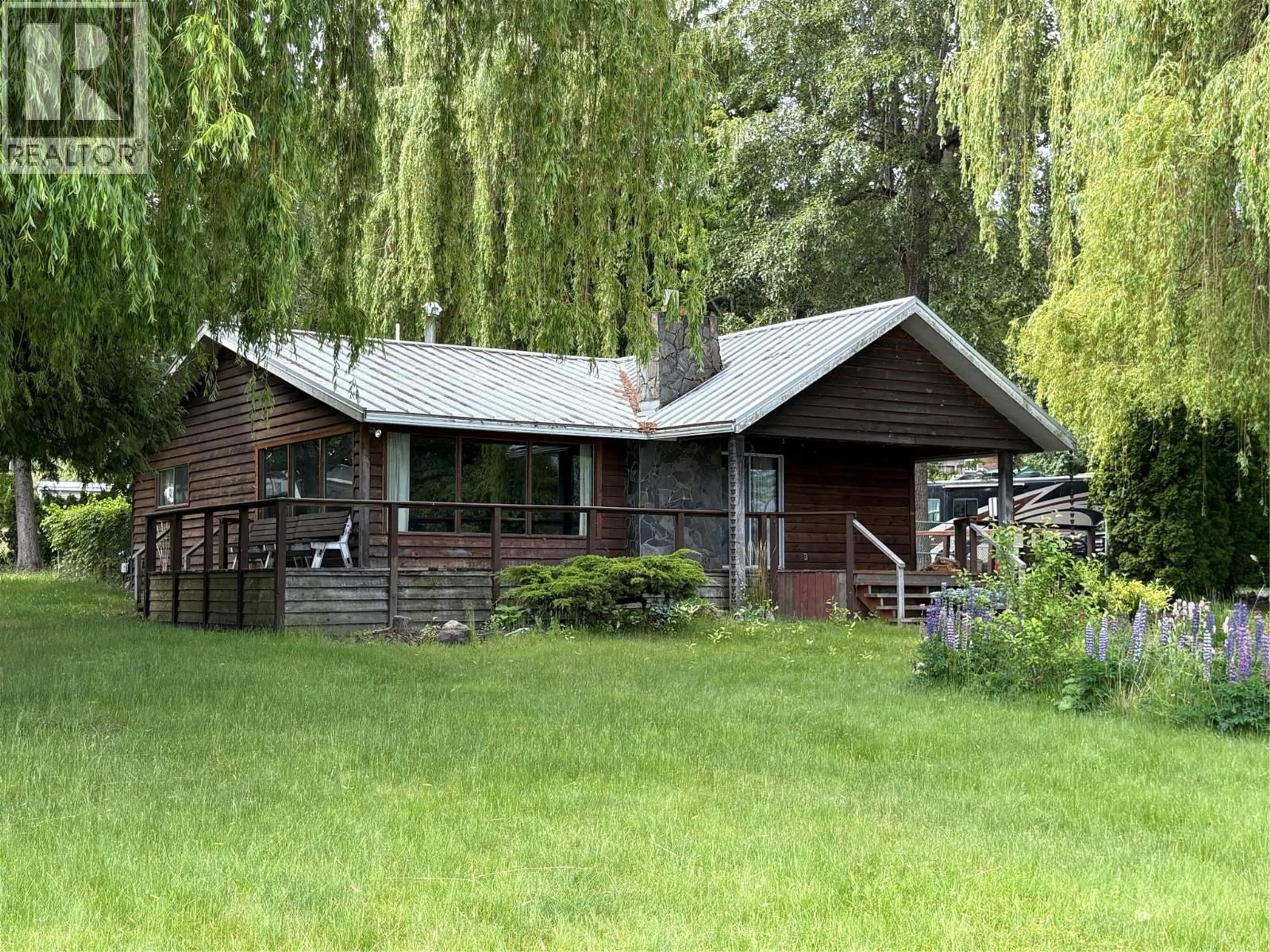 Unknown for 2862 CAEN ROAD, Sorrento British Columbia V0E2W0