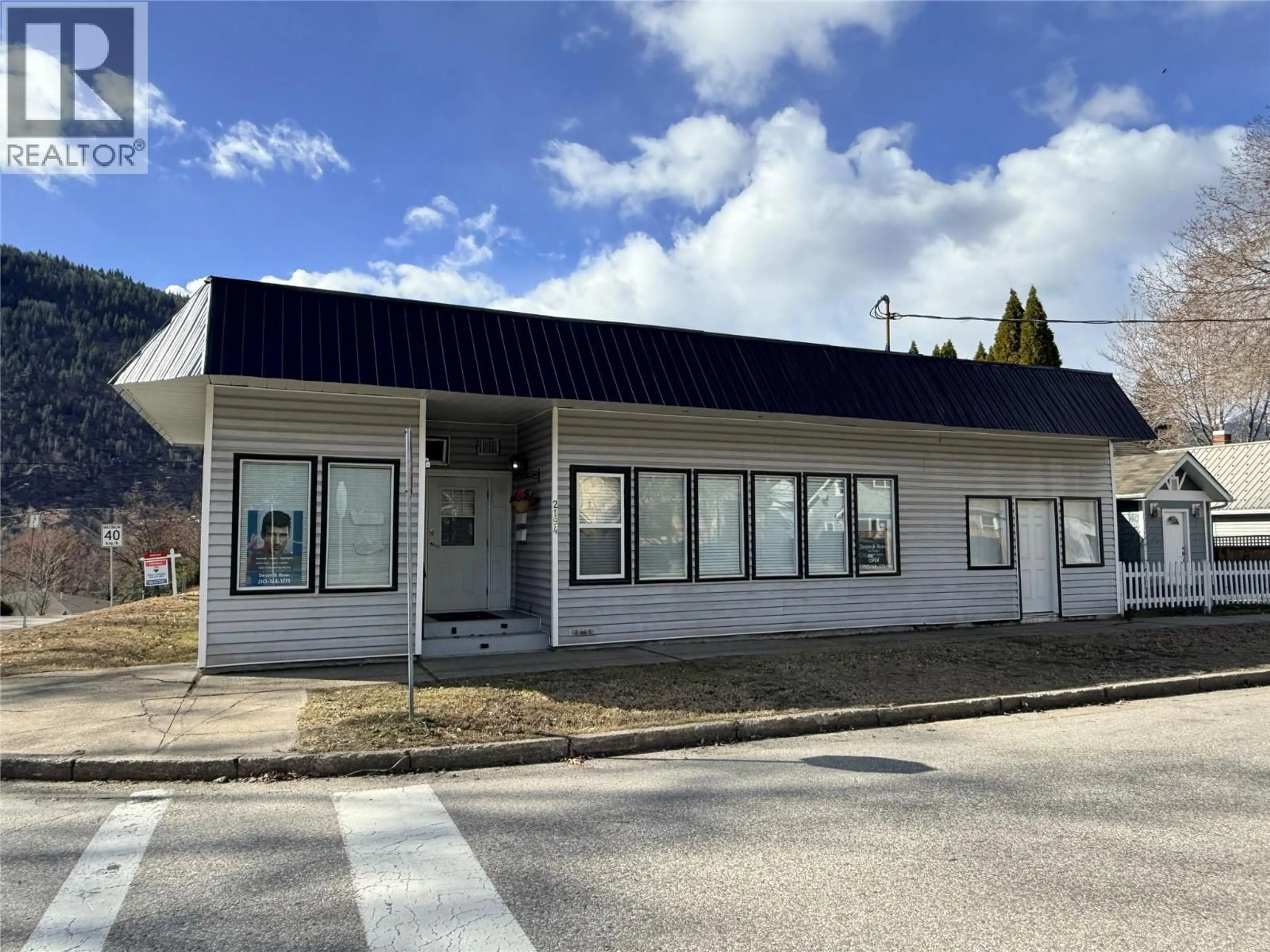 Unknown for 2194 SIXTH AVENUE, Trail British Columbia V1R3B7