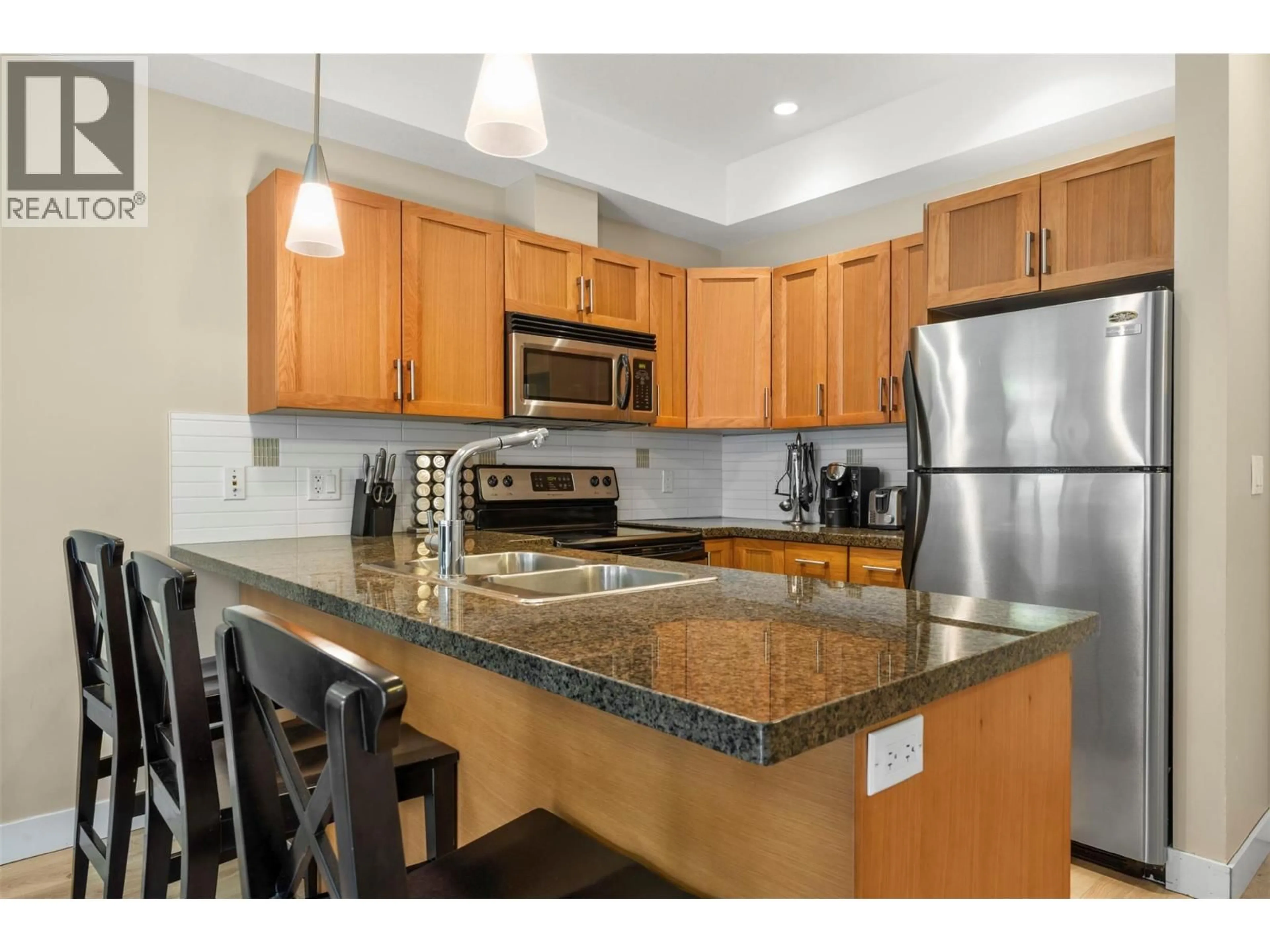 Standard kitchen, unknown for 211 - 3211 SKYVIEW LANE, Westbank British Columbia V4T3J3