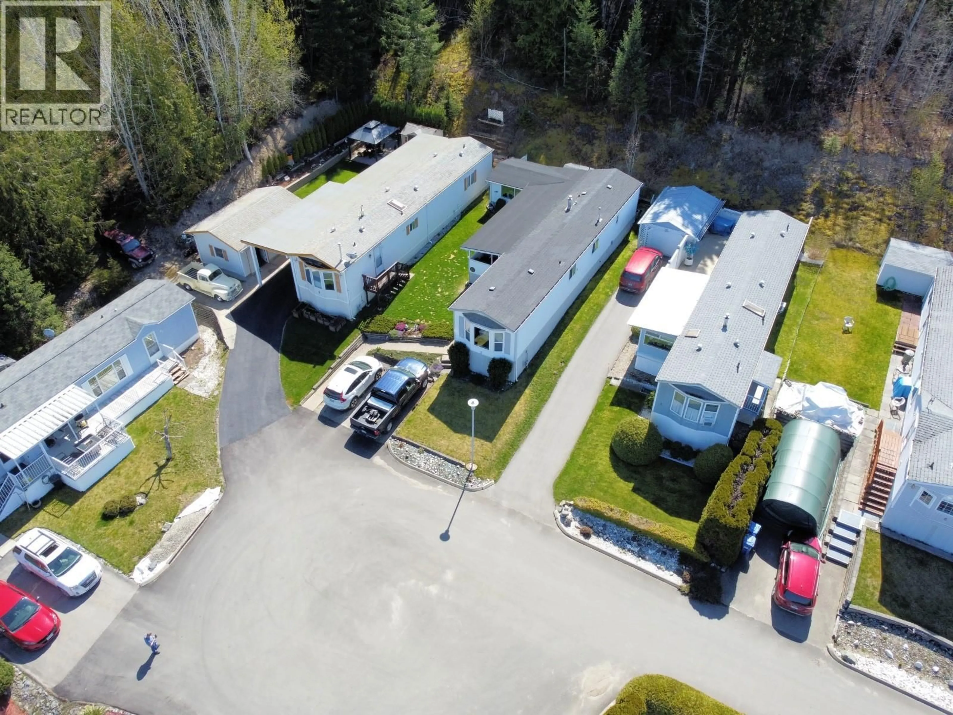 A pic from outside/outdoor area/front of a property/back of a property/a pic from drone, street for 7 - 1420 TRANS CANADA HIGHWAY HIGHWAY, Sorrento British Columbia V0E2W0