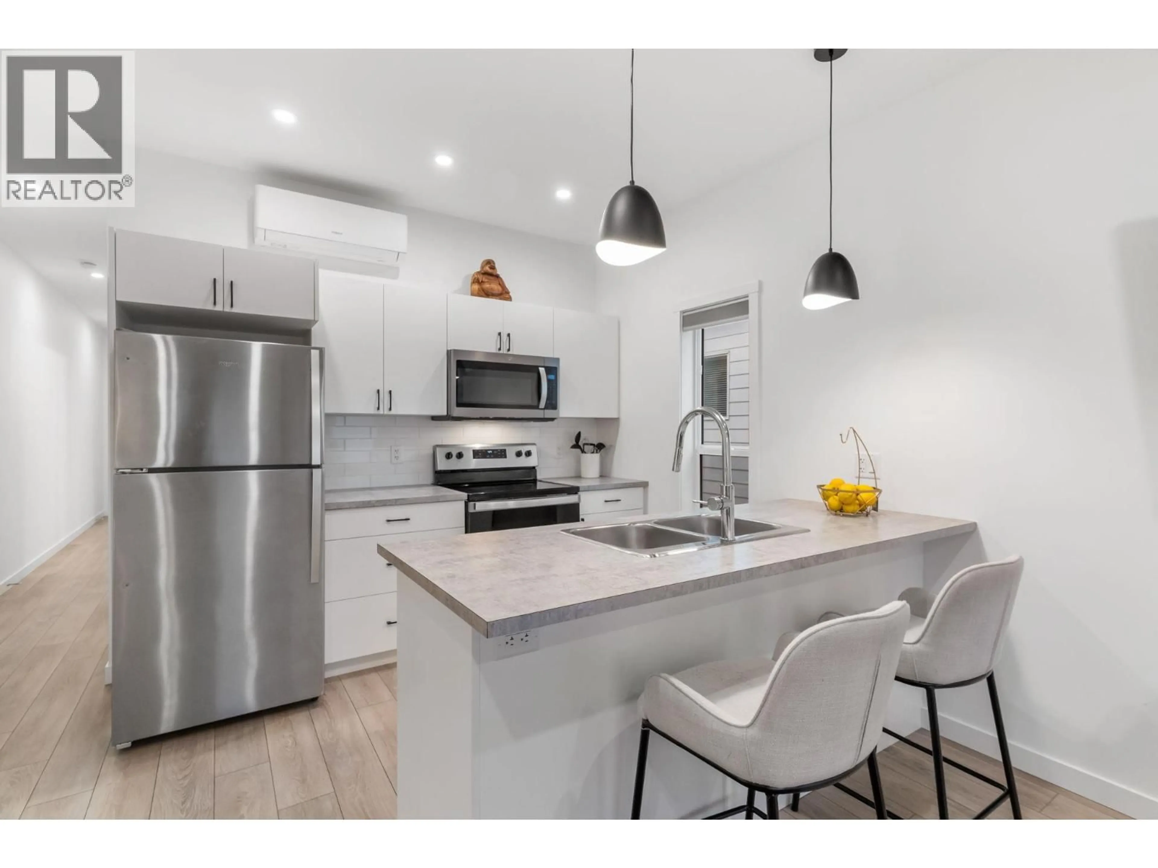 Open concept kitchen, unknown for 172 - 8900 JIM BAILEY ROAD, Kelowna British Columbia V4V0B5