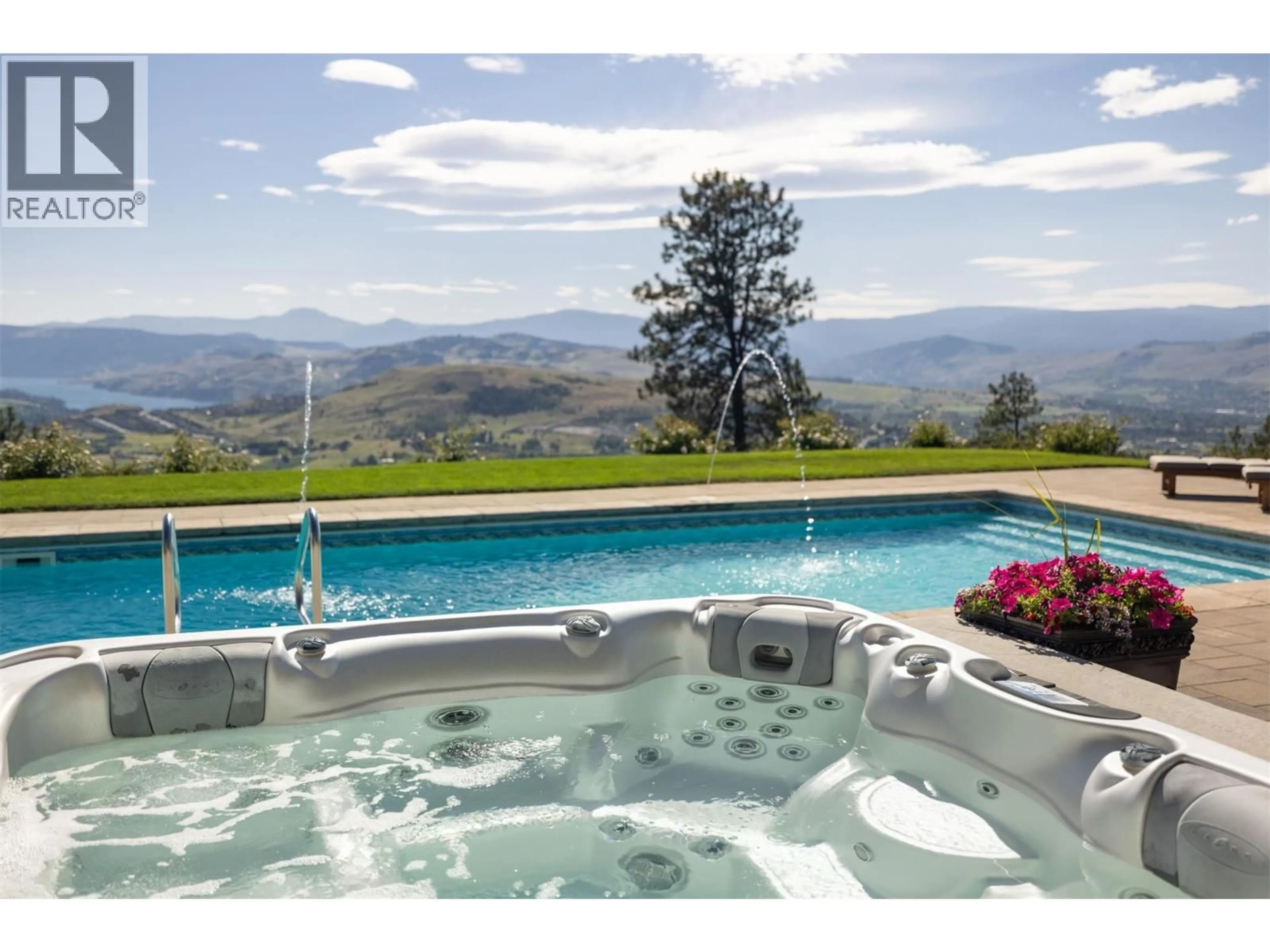 Pool for 181 RAVINE DRIVE, Coldstream British Columbia V1B4C9