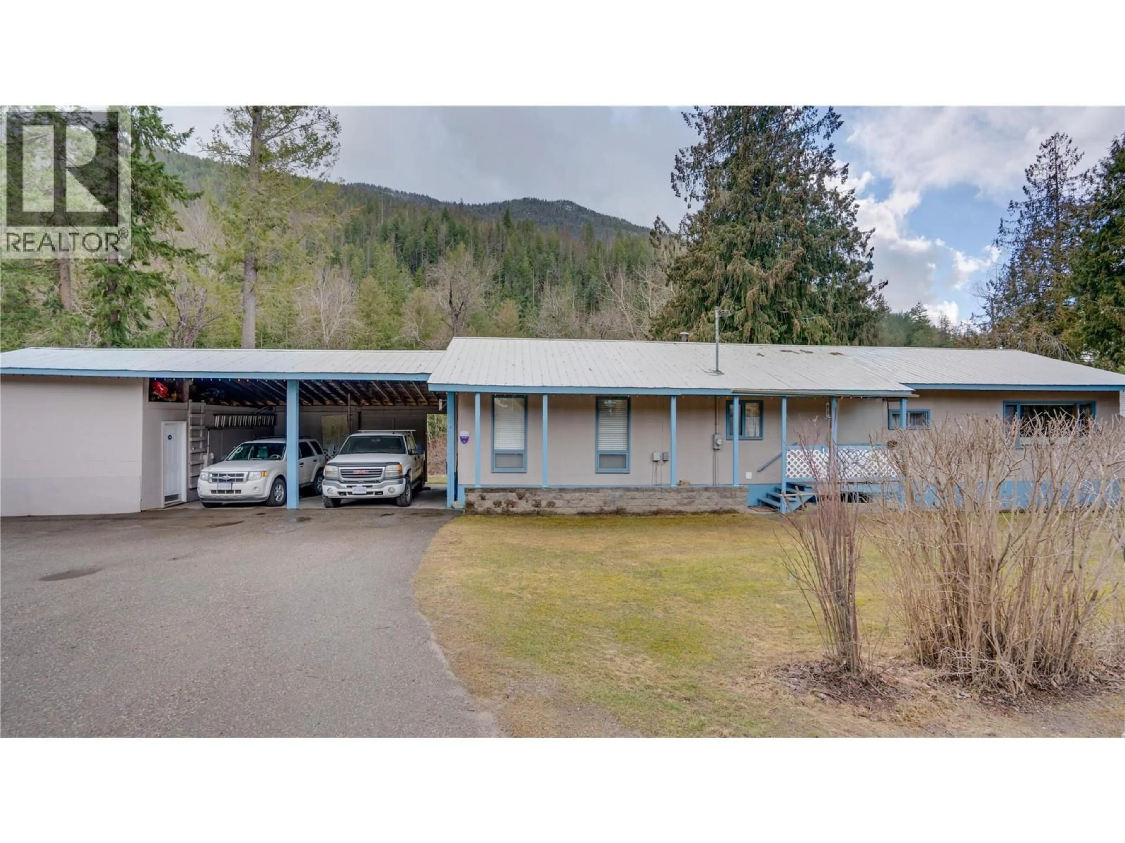 A pic from outside/outdoor area/front of a property/back of a property/a pic from drone, mountain view for 630 ENDERBY MABEL LAKE ROAD, Enderby British Columbia V4Y4K7
