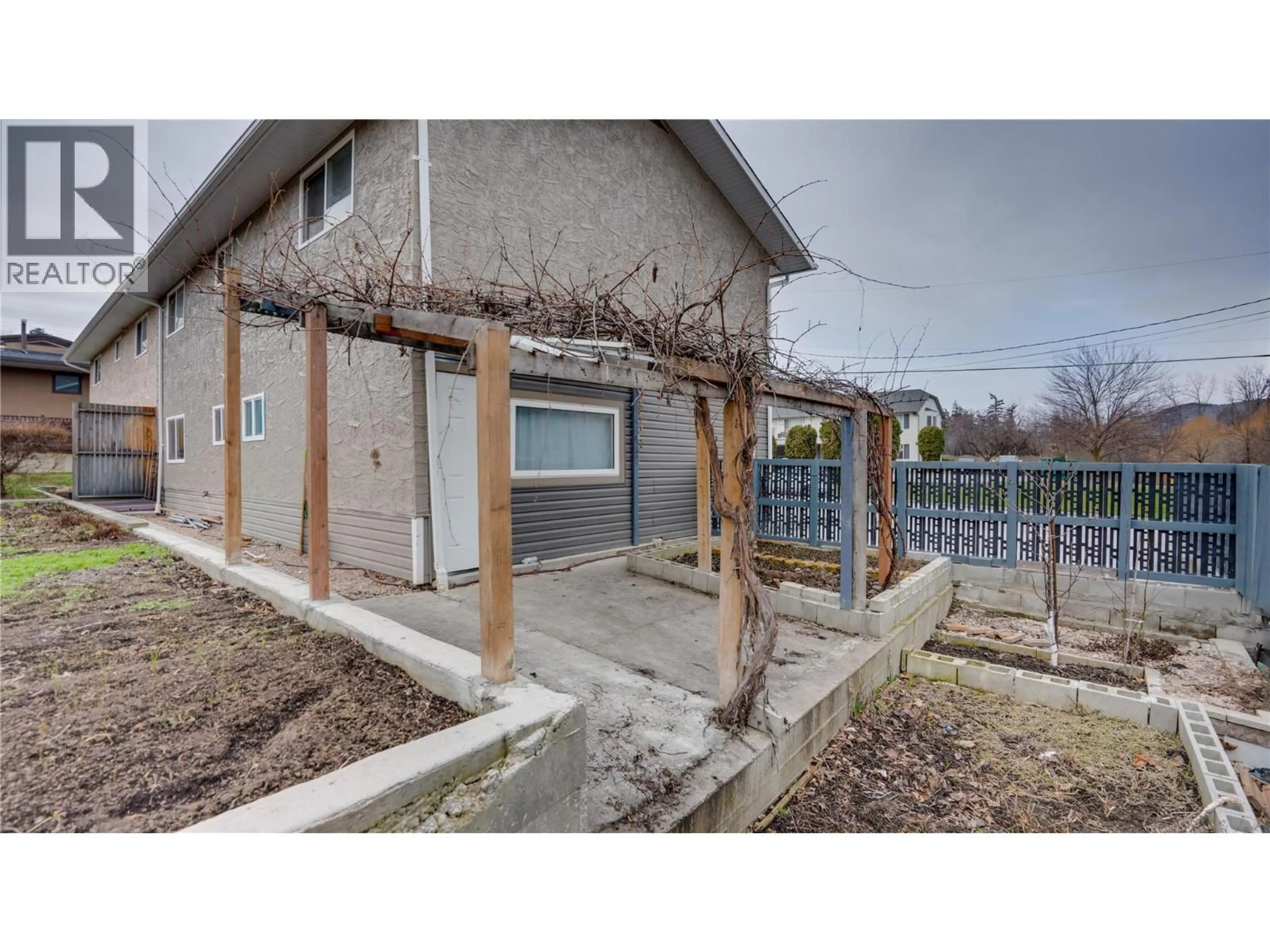 Patio, street for 2303B 39 STREET, Vernon British Columbia V1T7W9