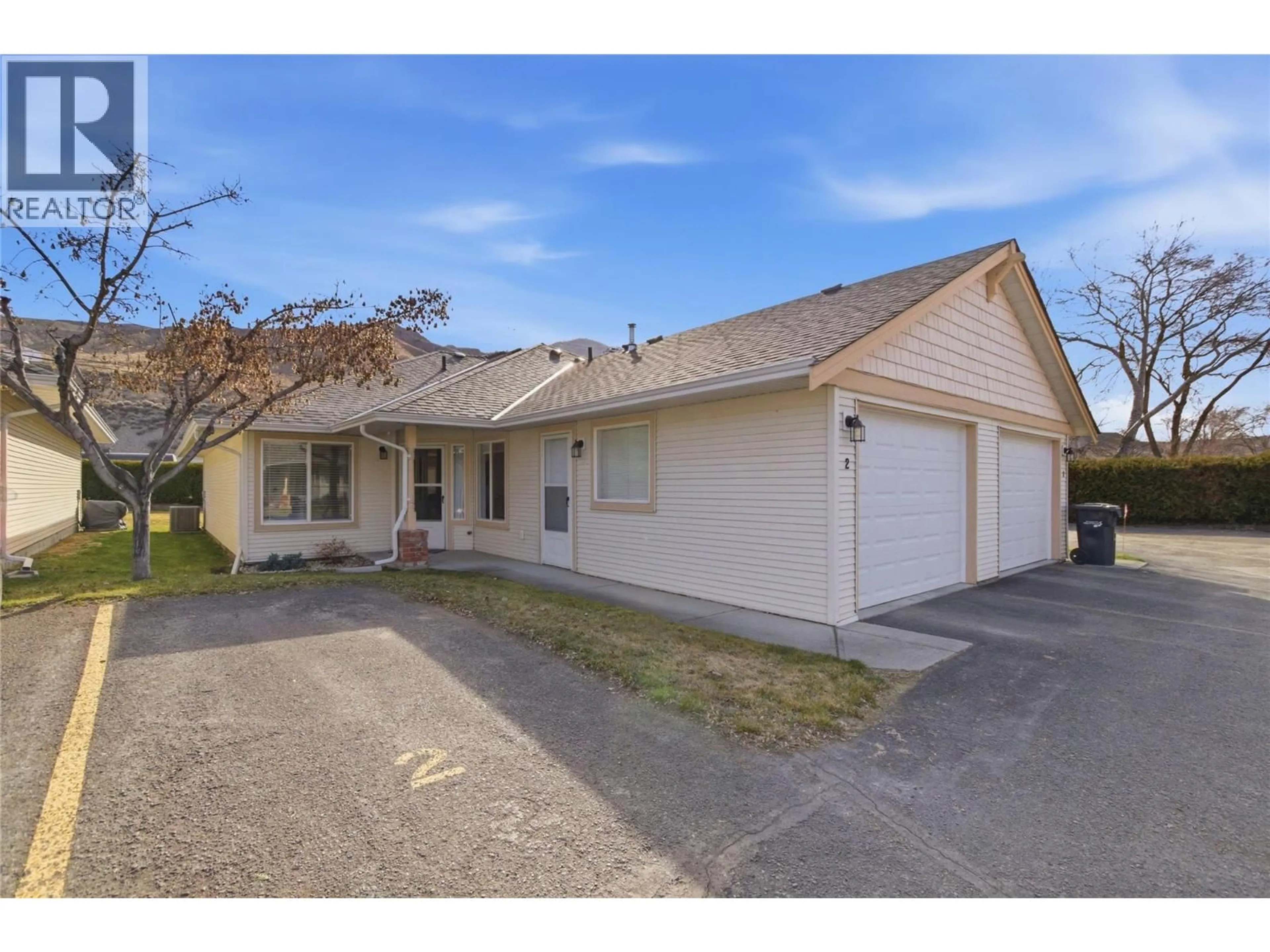 A pic from outside/outdoor area/front of a property/back of a property/a pic from drone, street for 2 - 807 RAILWAY AVENUE, Ashcroft British Columbia V0K1A0