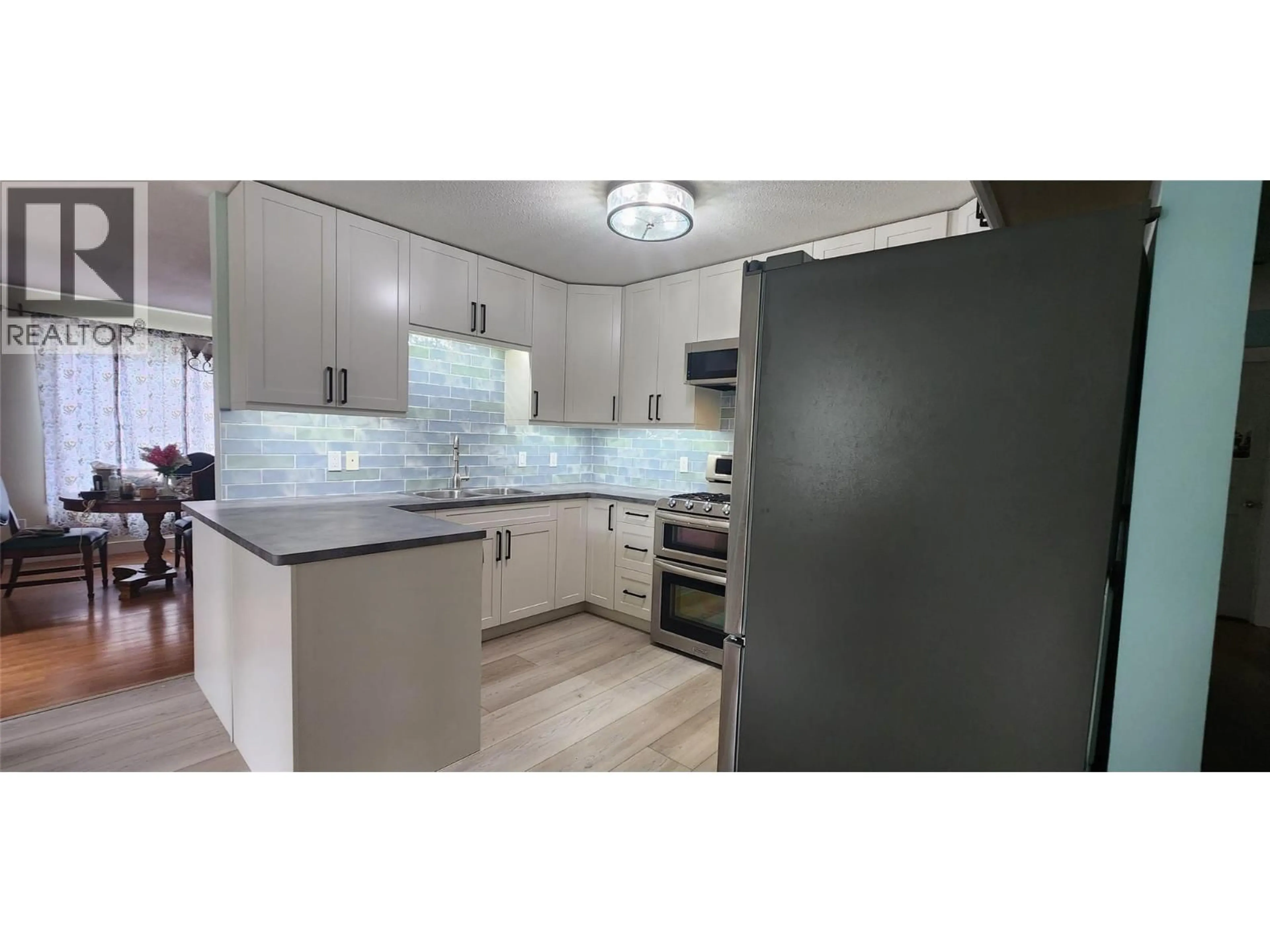Open concept kitchen, unknown for 7766 18TH STREET, Grand Forks British Columbia V0H1H2