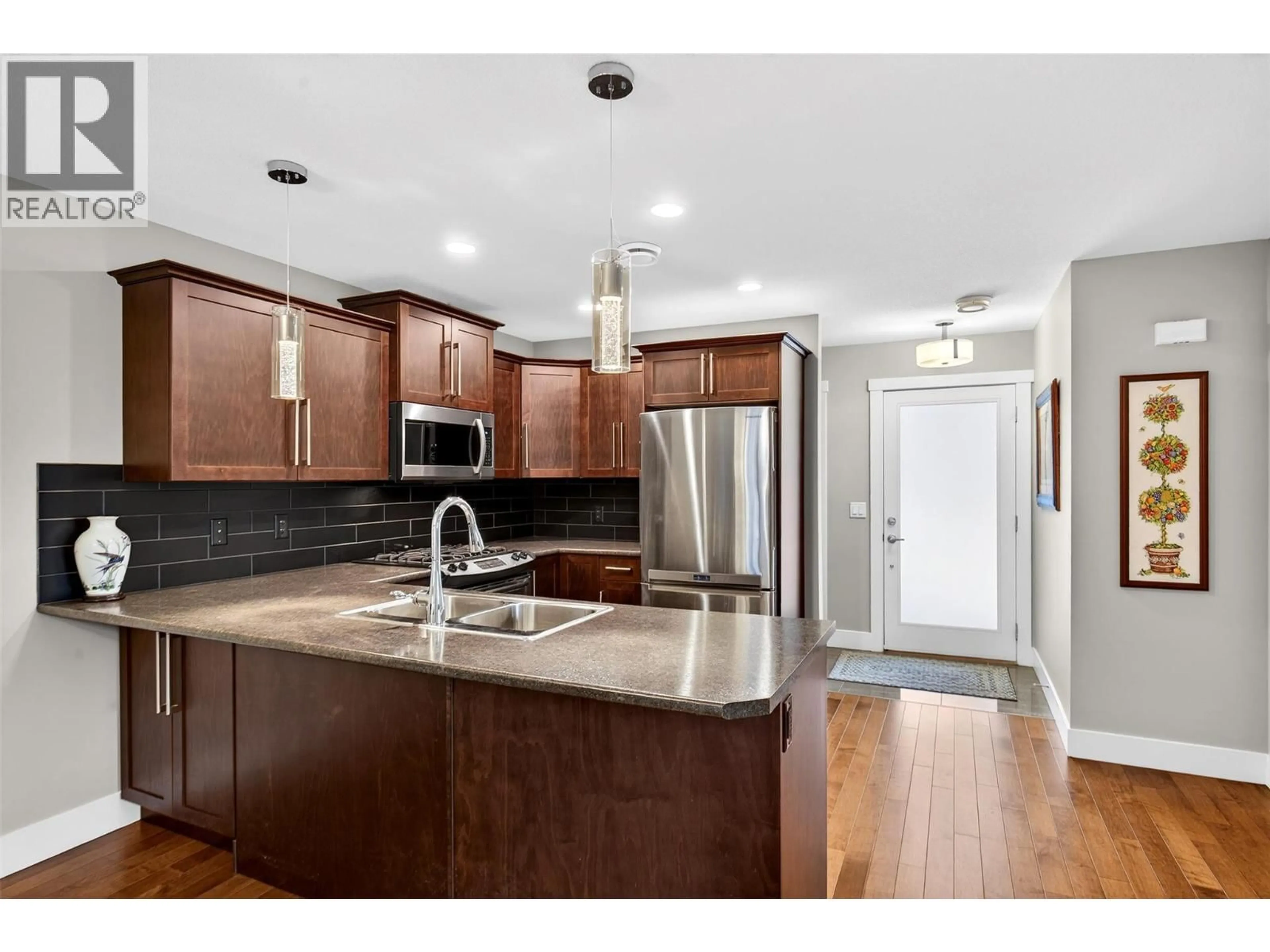 Open concept kitchen, unknown for 1 - 1170 BRANT AVENUE, Kelowna British Columbia V1Y1N1