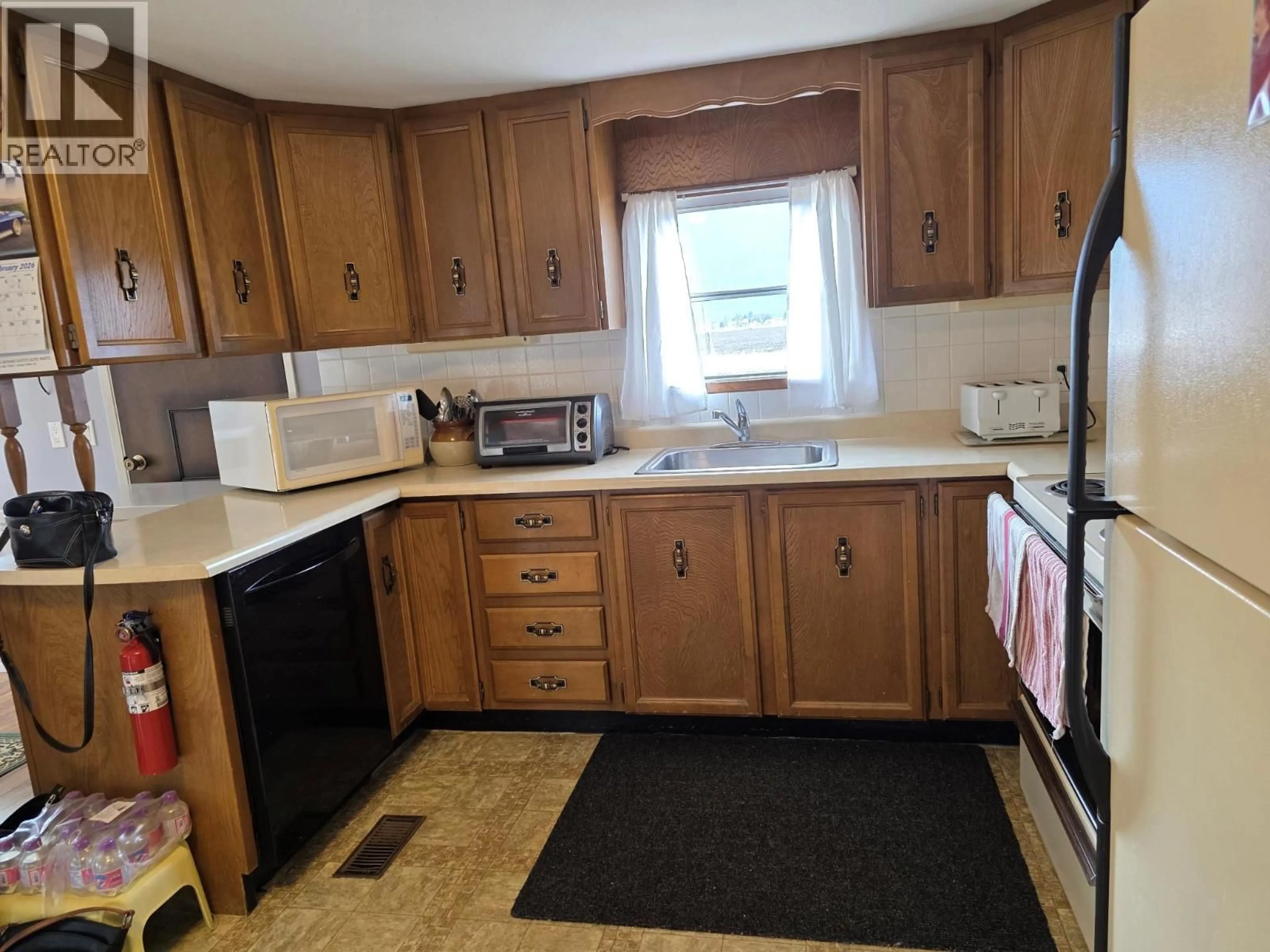 Standard kitchen, unknown for 675 JASPER AVENUE, Grand Forks British Columbia V0H1H4
