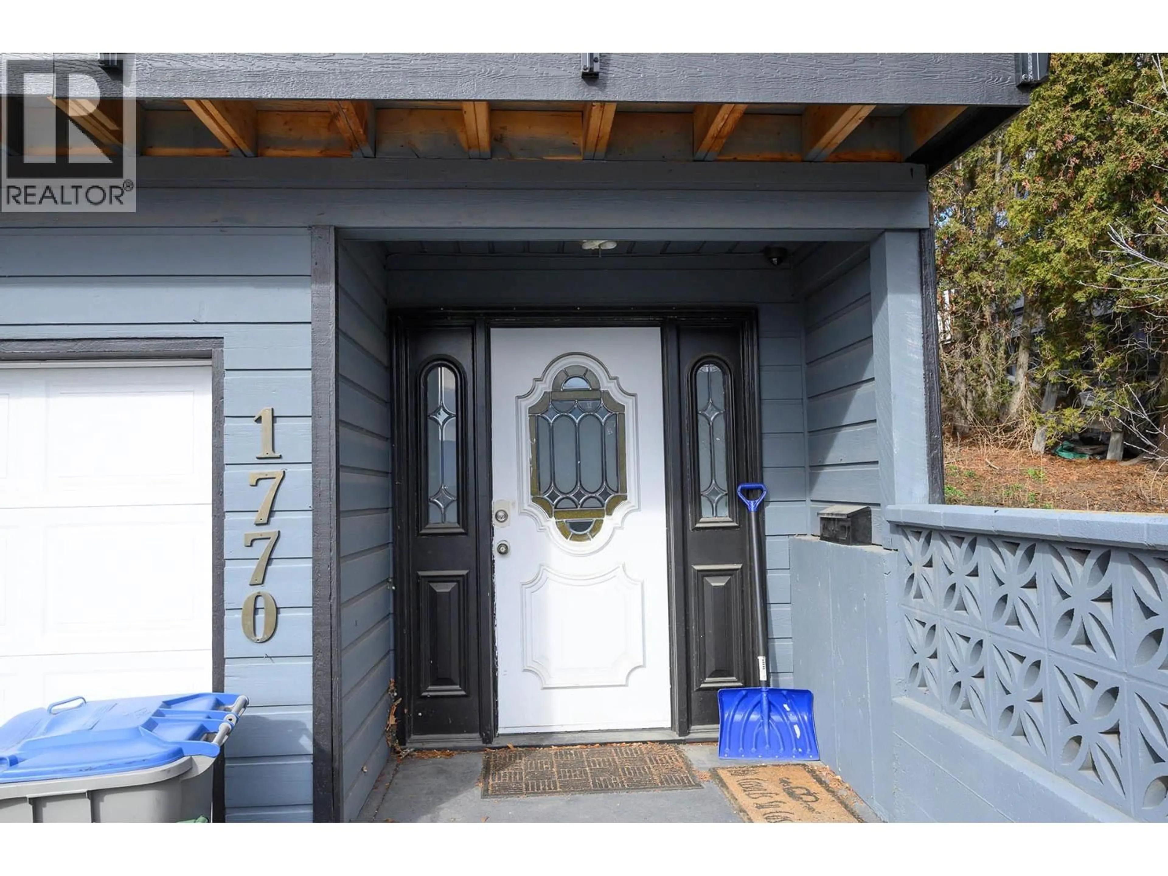Indoor entryway for 1770 NORTH RIVER DRIVE, Kamloops British Columbia V2B7N7
