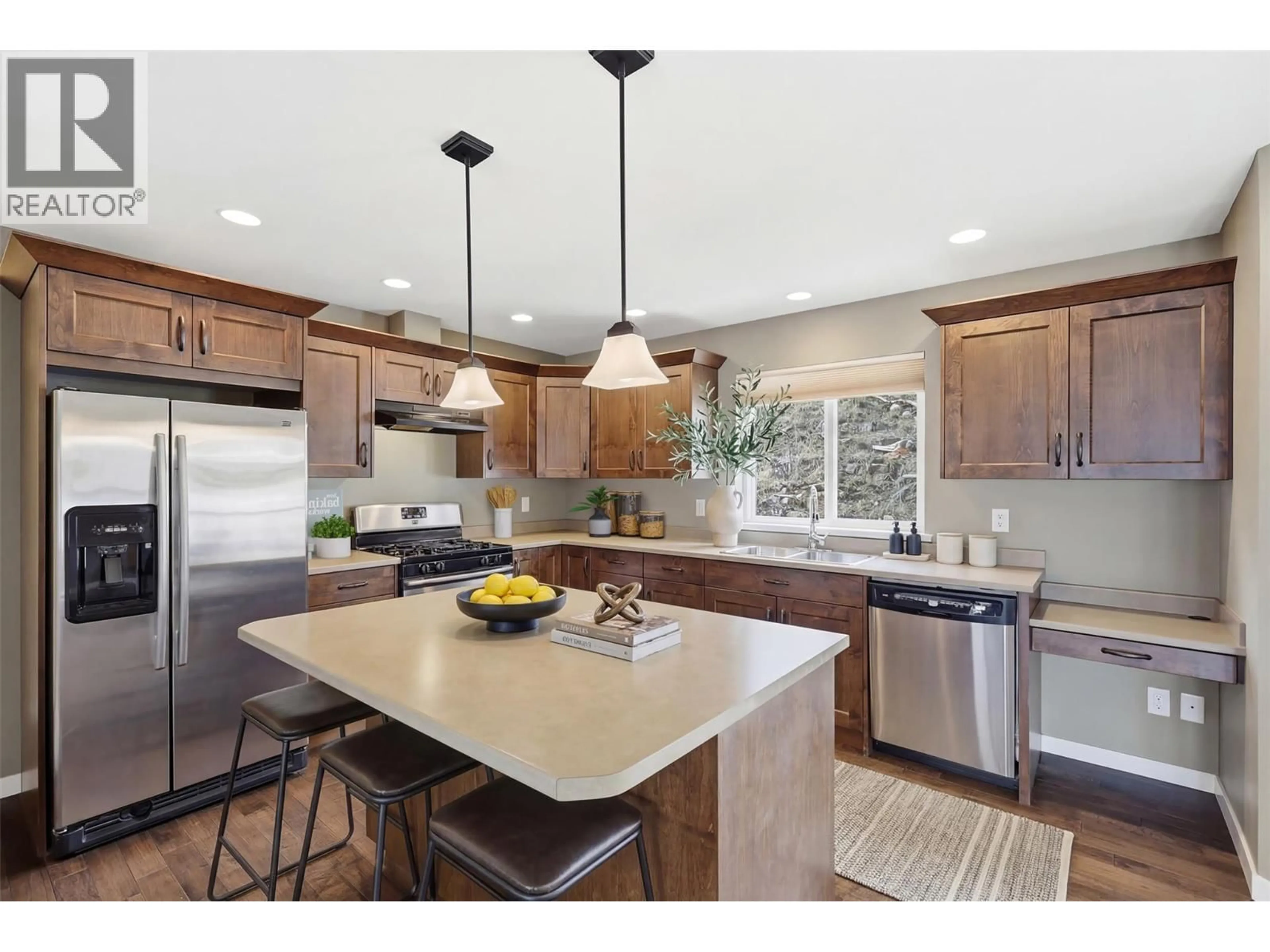 Open concept kitchen, unknown for 2023 SADDLEBACK DRIVE, Kamloops British Columbia V2B0A6