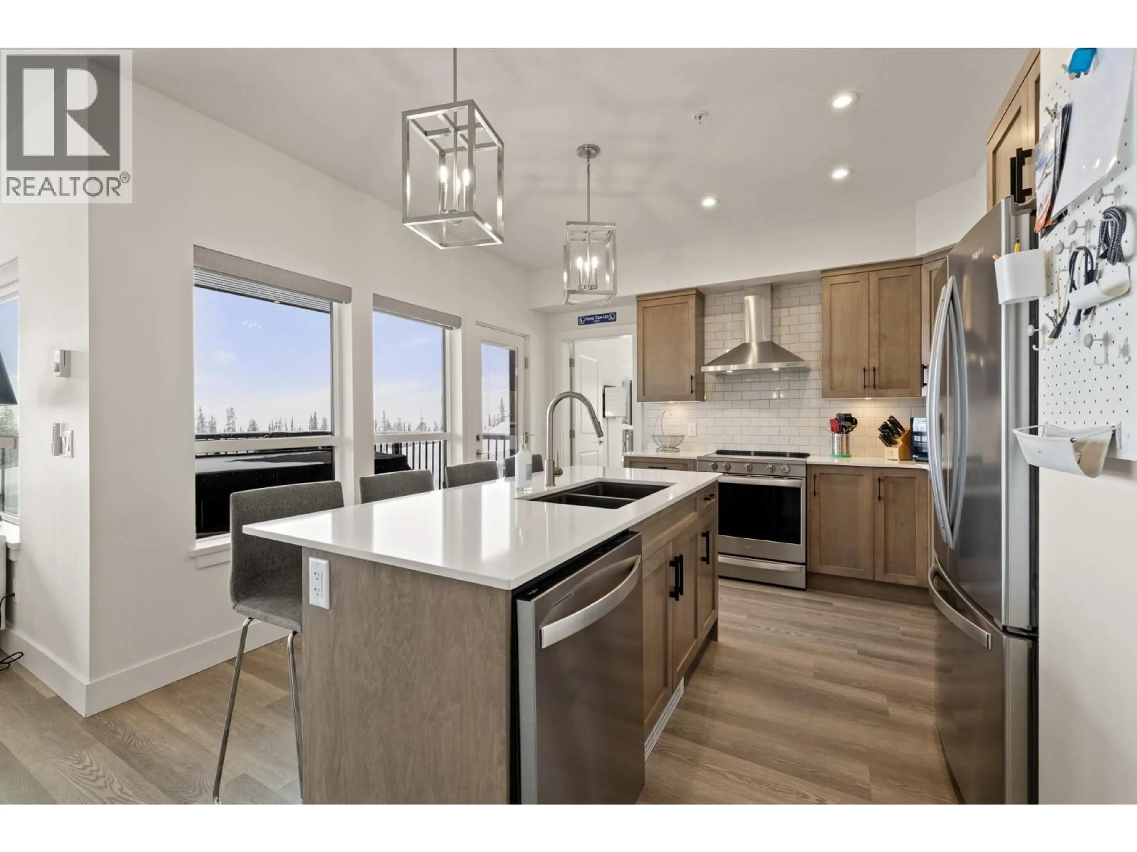Open concept kitchen, unknown for 1B - 5075 SNOWBIRD WAY, Big White British Columbia V1P1P3
