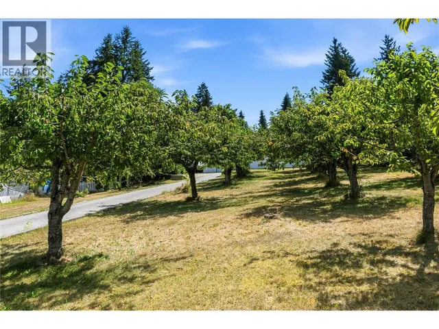4640 70 AVENUE NORTHEAST, Salmon Arm 4