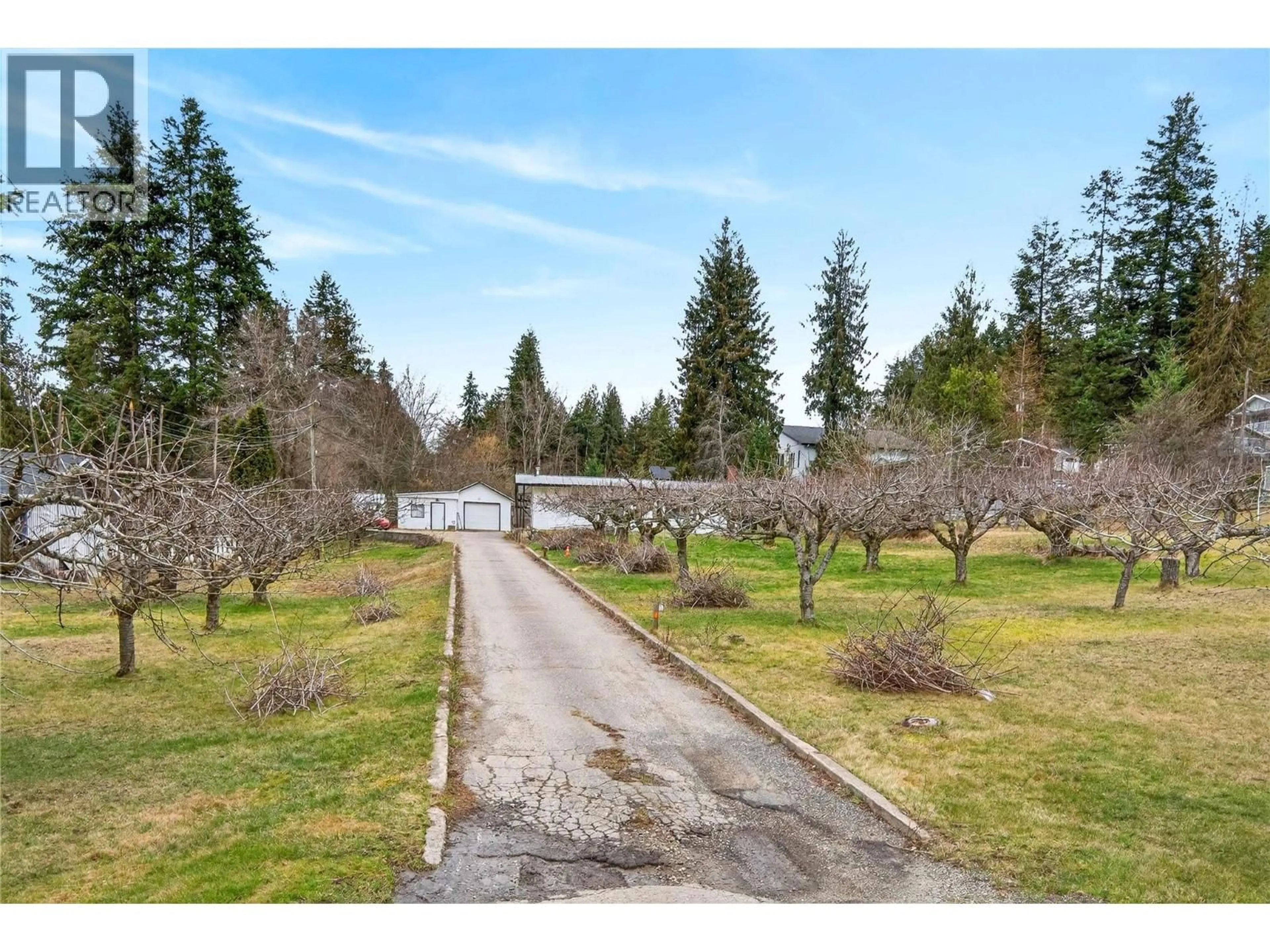 A pic from outside/outdoor area/front of a property/back of a property/a pic from drone, unknown for 4640 70 AVENUE NORTHEAST, Salmon Arm British Columbia V0E1K0