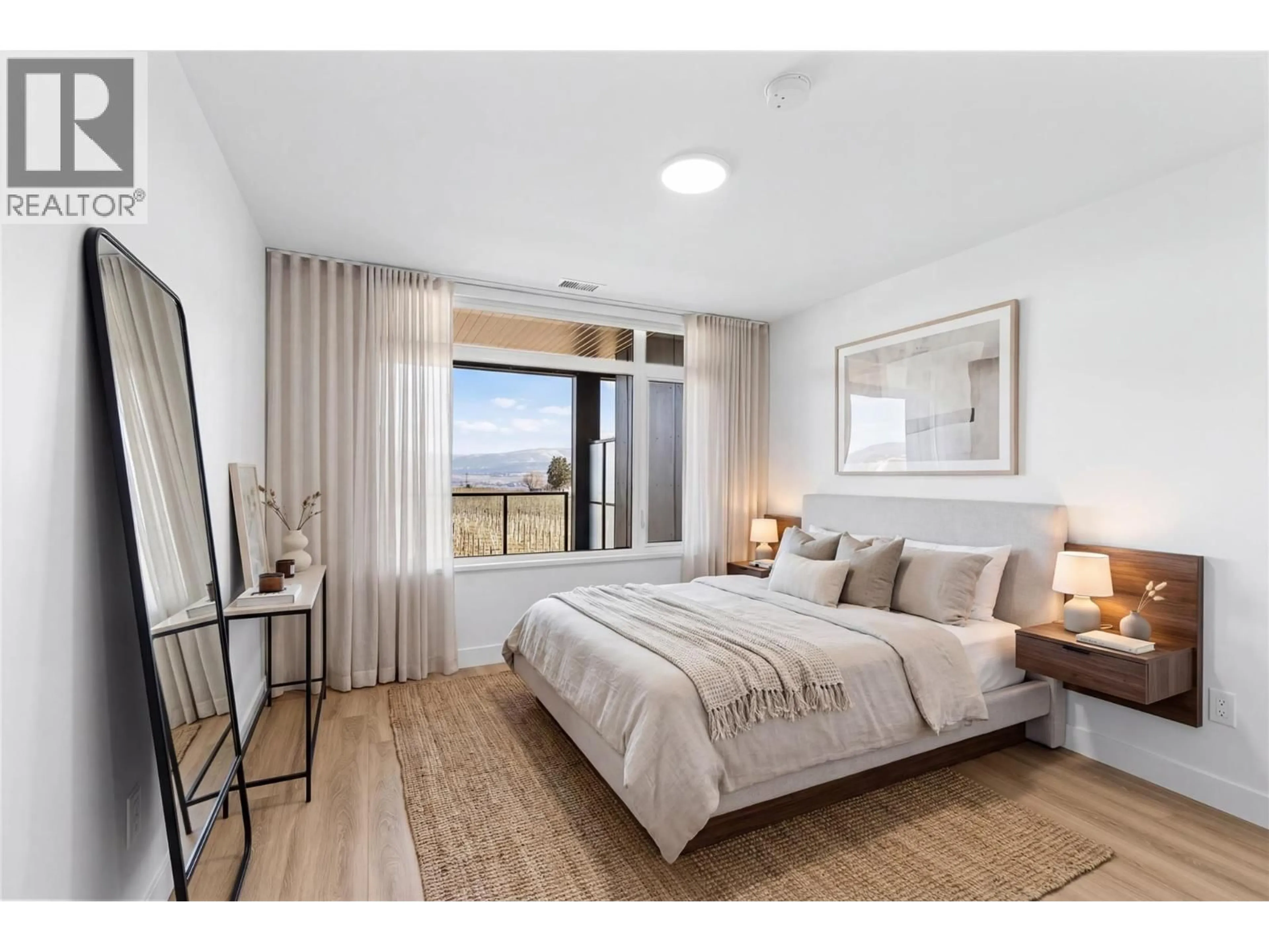 Bedroom with bed, unknown for 209 - 2780 OLALLA ROAD, West Kelowna British Columbia V1Z2A9