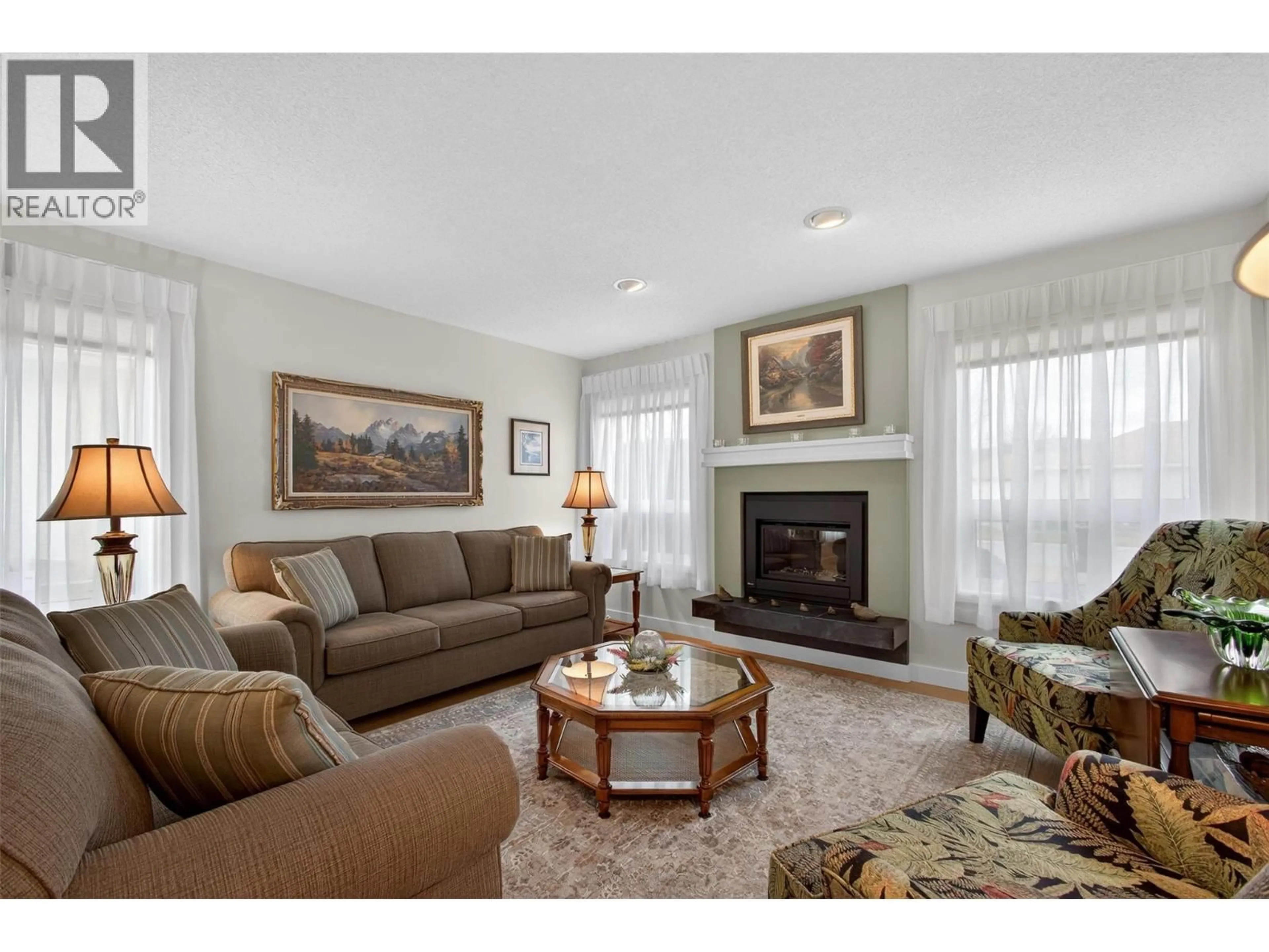 Living room with furniture, unknown for 88 - 1201 CAMERON AVENUE, Kelowna British Columbia V1W3R9