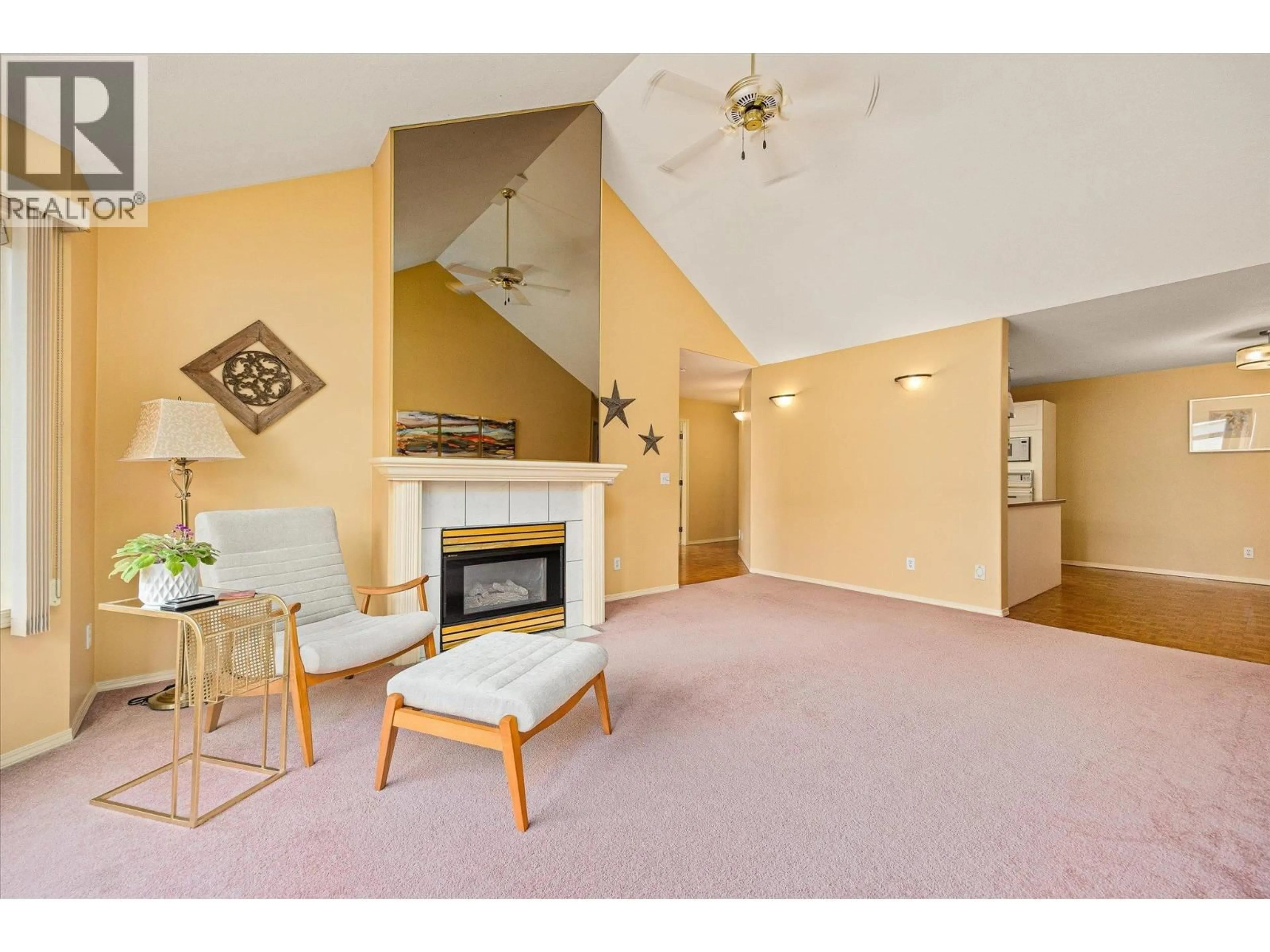 Living room with furniture, unknown for 314 - 985 KLO ROAD, Kelowna British Columbia V1Y9L2