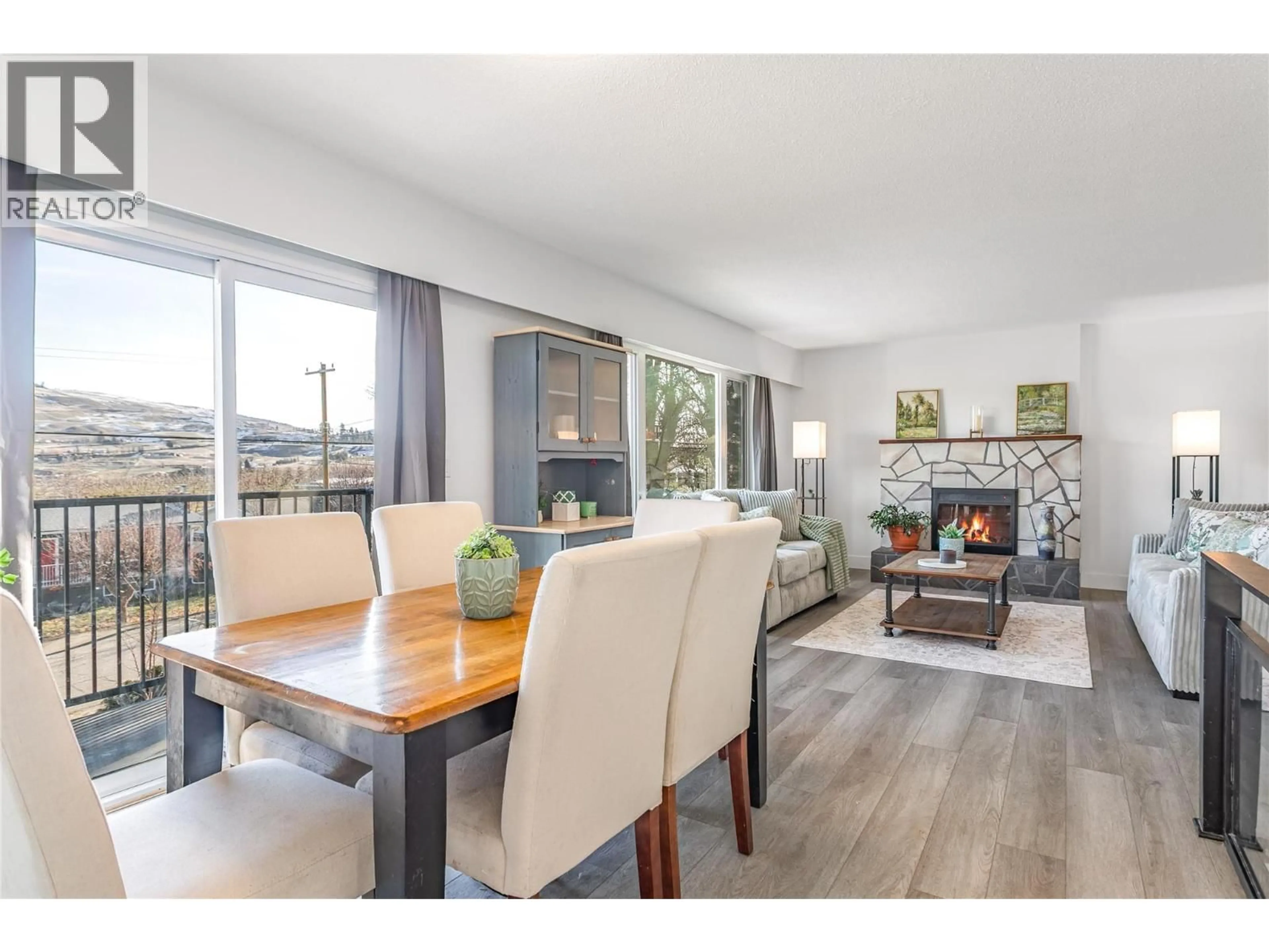 Unknown for 2160 LYNRICK ROAD, Kelowna British Columbia V1P1G4