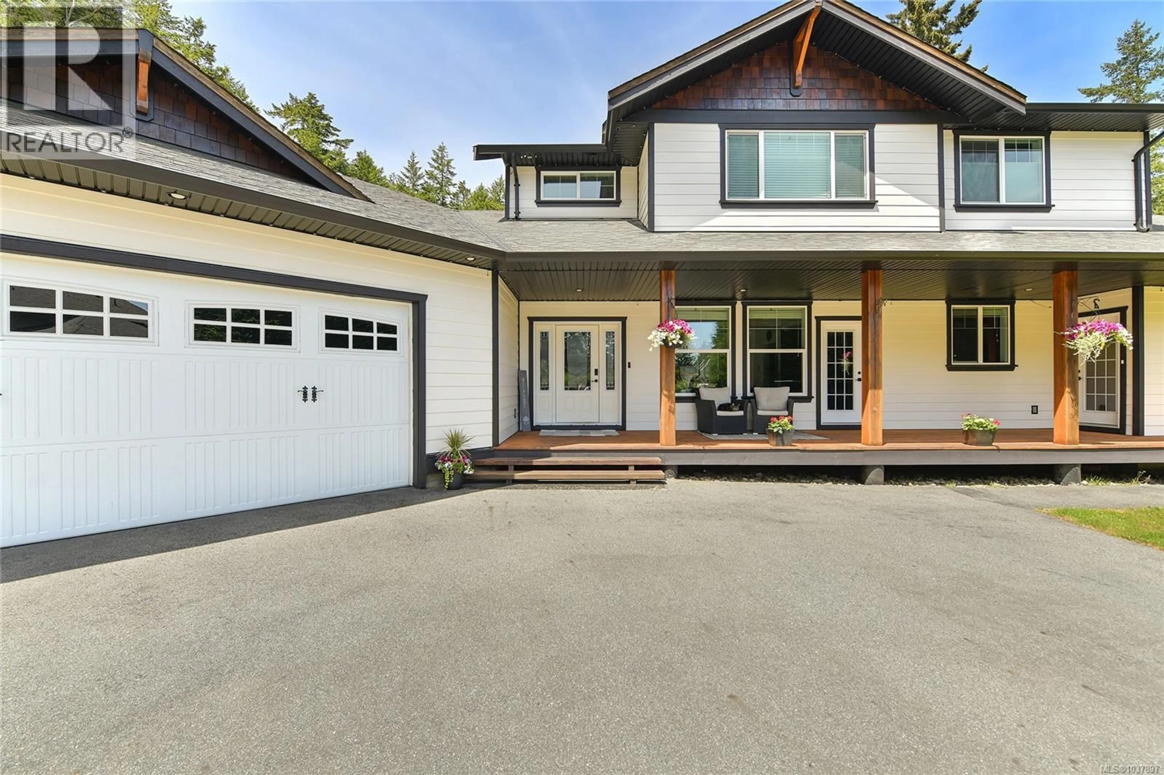 Home with vinyl exterior material, street for 1058 SUMMER BREEZE LANE, Langford British Columbia V9C4J9