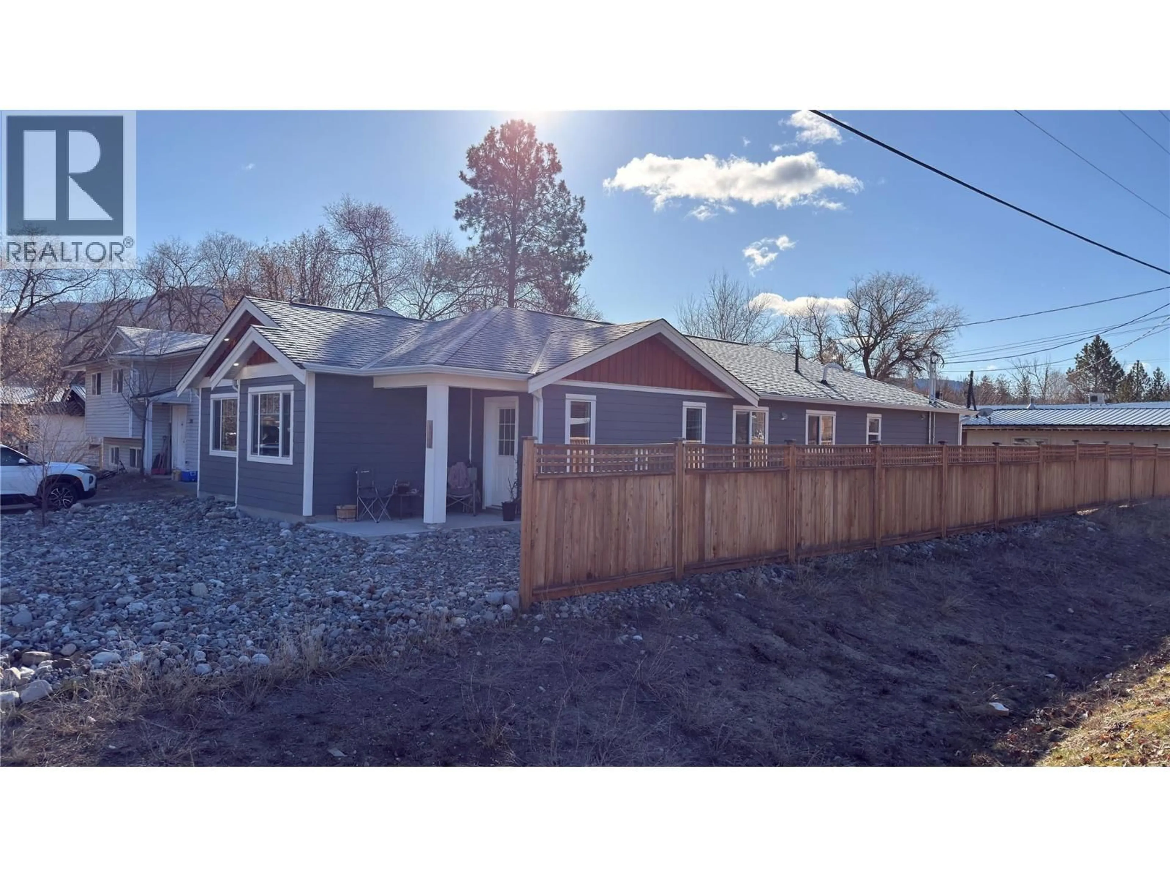 Unknown for 594 SIXTH AVENUE, Midway British Columbia V0H1M0