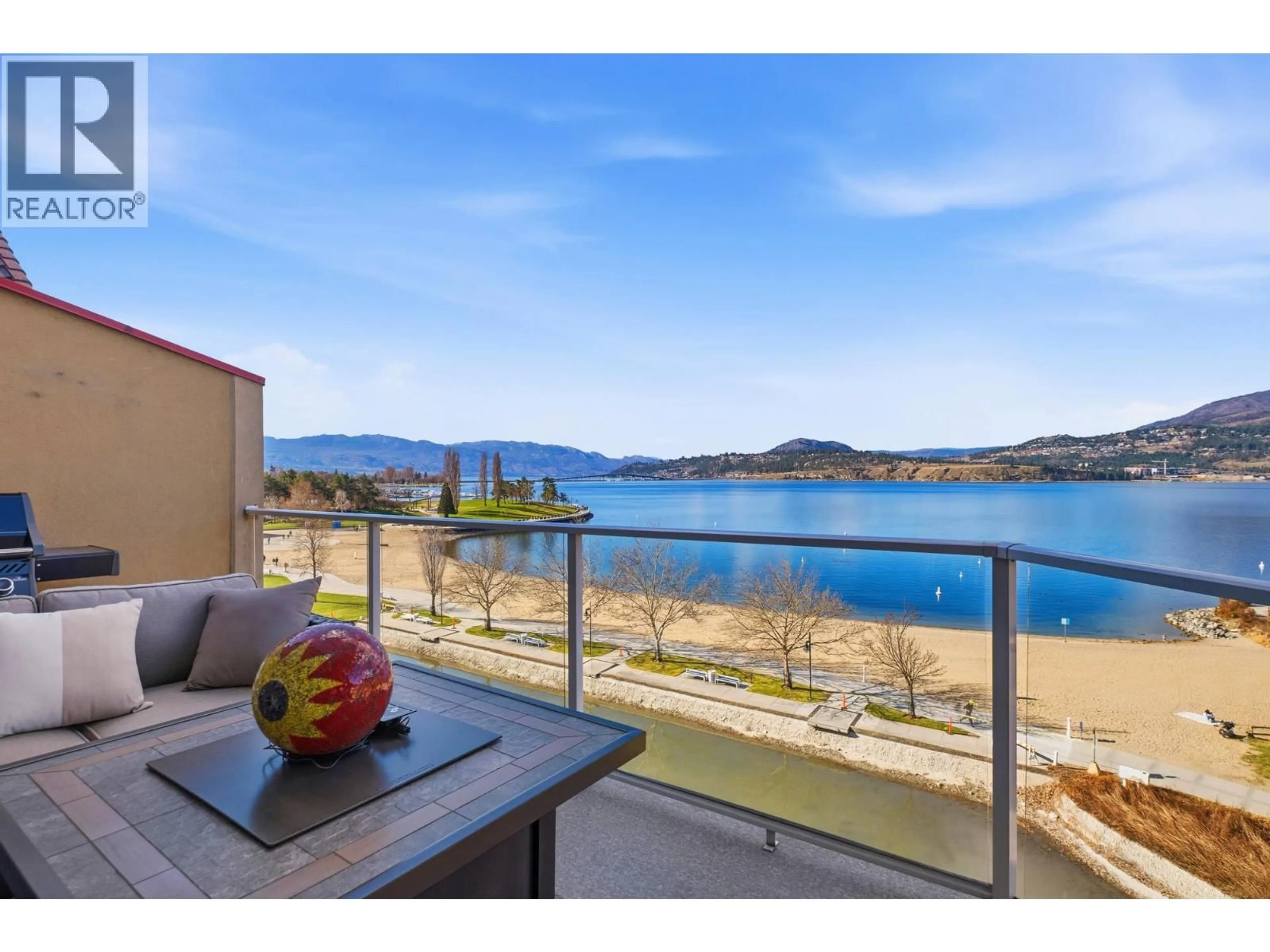 Patio, water/lake/river/ocean view for 625 - 1088 SUNSET DRIVE, Kelowna British Columbia V1Y9W1